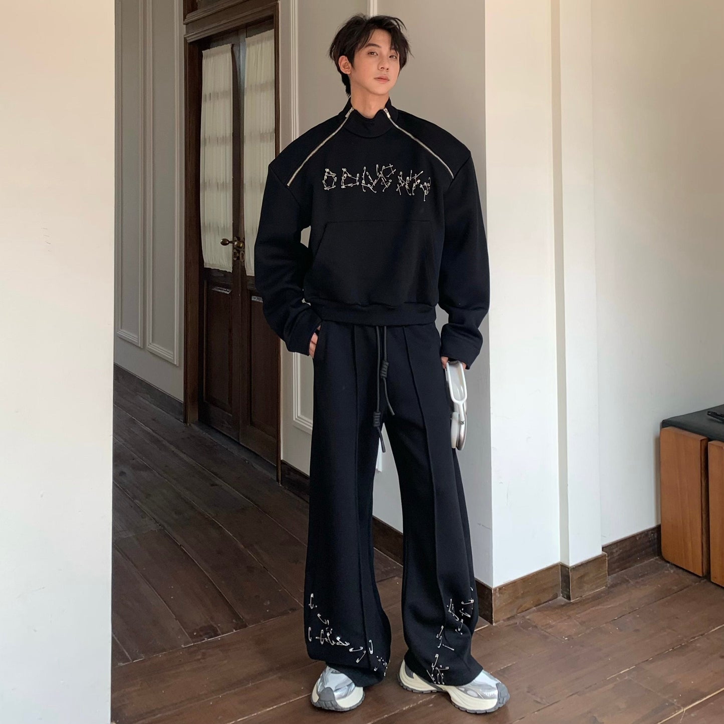 Embroidery Sweatshirt & Wide Leg Sweatpants Setup WN25283