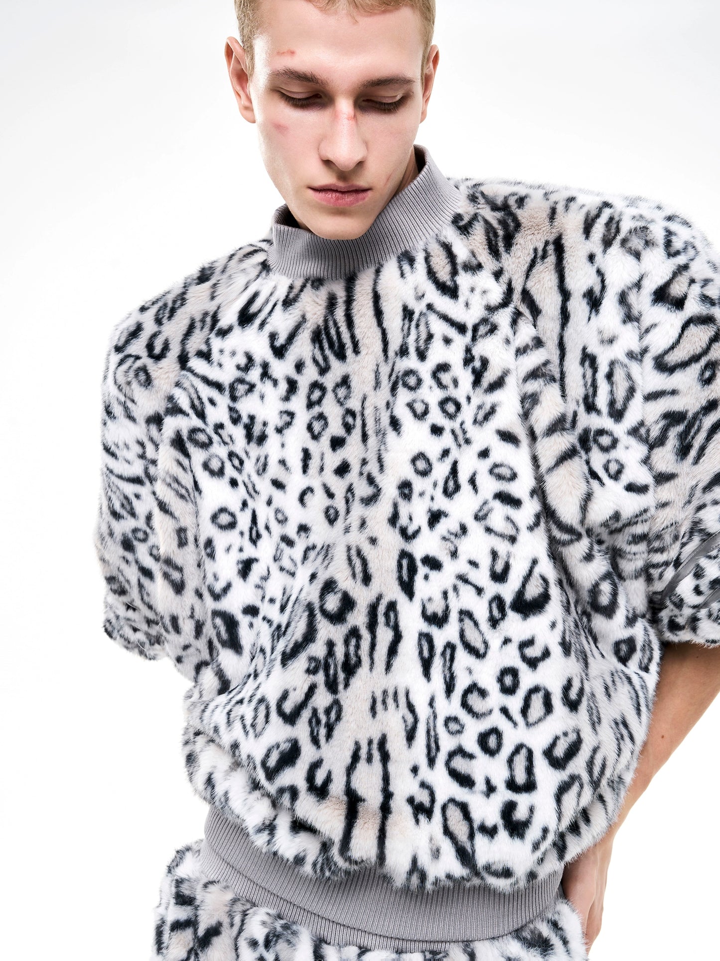 Leopard Patchwork Fake Fur High-Neck Short Sweatpshirt & Wide Leg Pants Setup WN21815