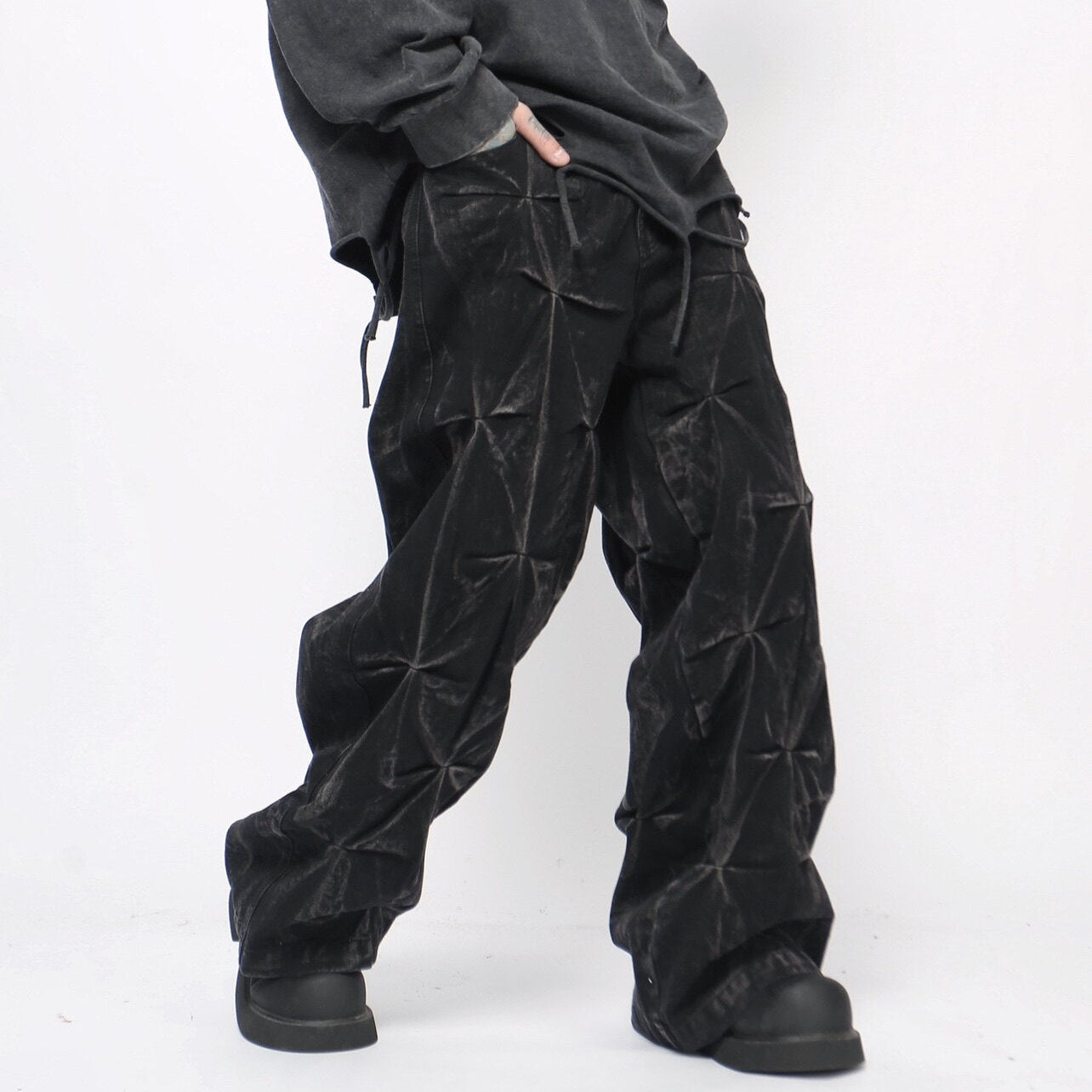 Tie-Dye Pleats Damage Wide Leg Denim Jeans WN24450