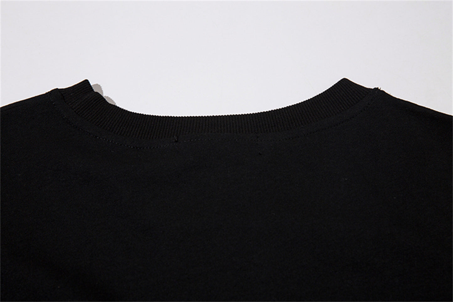 Necklace Letter Graffiti Fleece Sweatshirt WN11210