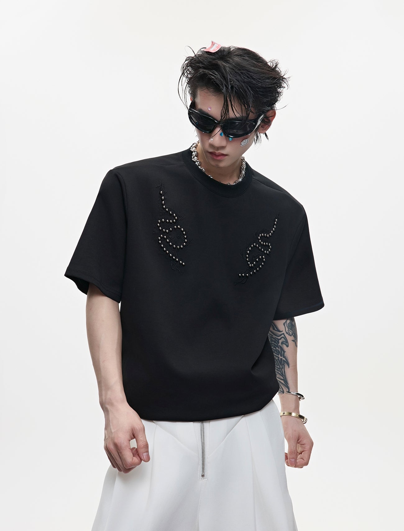 Metal Stud Spine Design Slim Short Sleeve T-Shirt WN18338