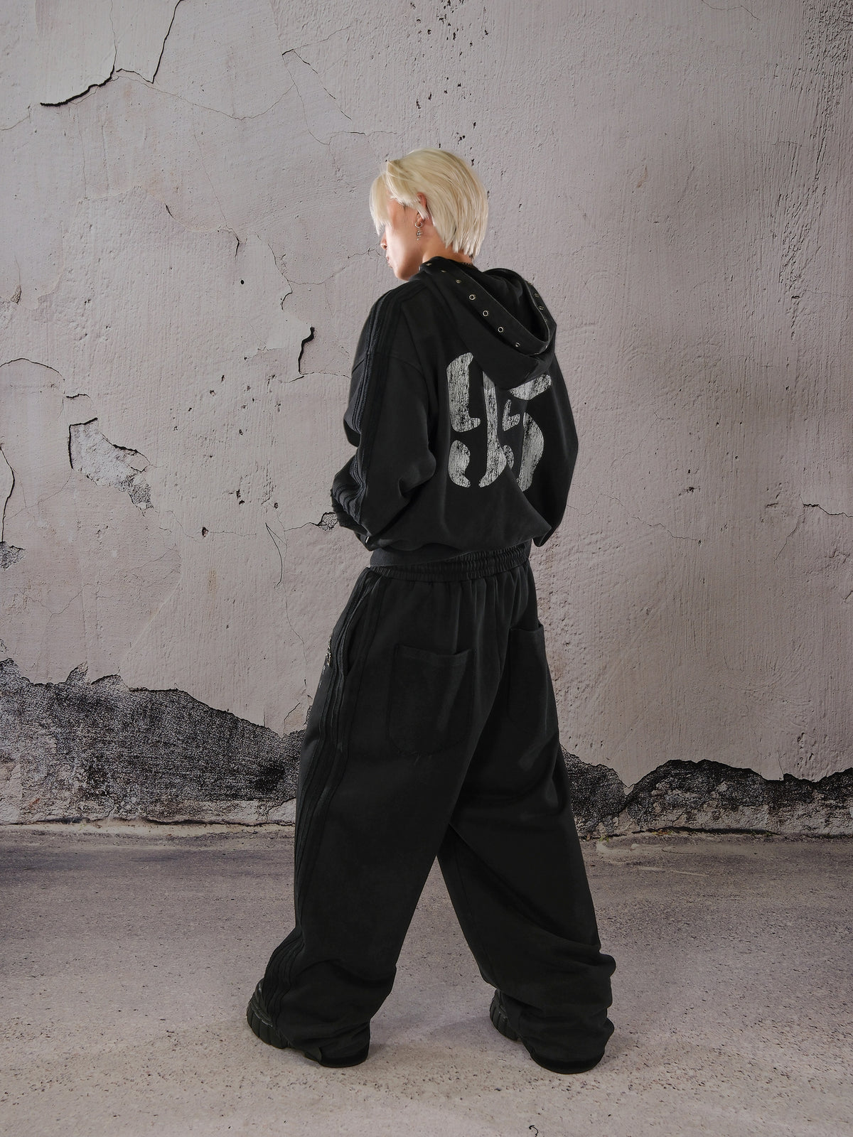 Wide Leg Zip Detail Letter Print Sweatpants WN26633