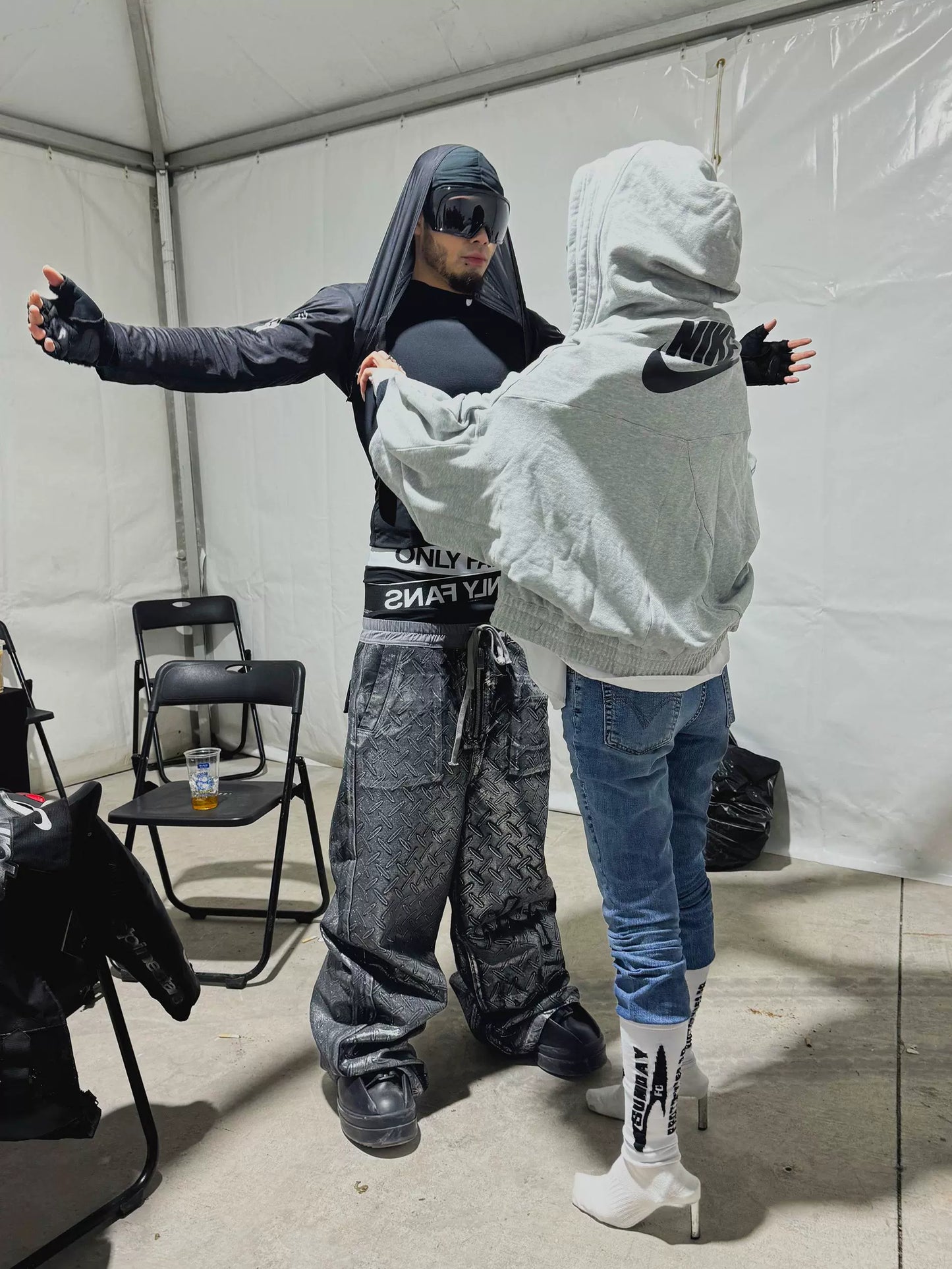 Embossed Silver Coating Design Cargo Pants WN18088