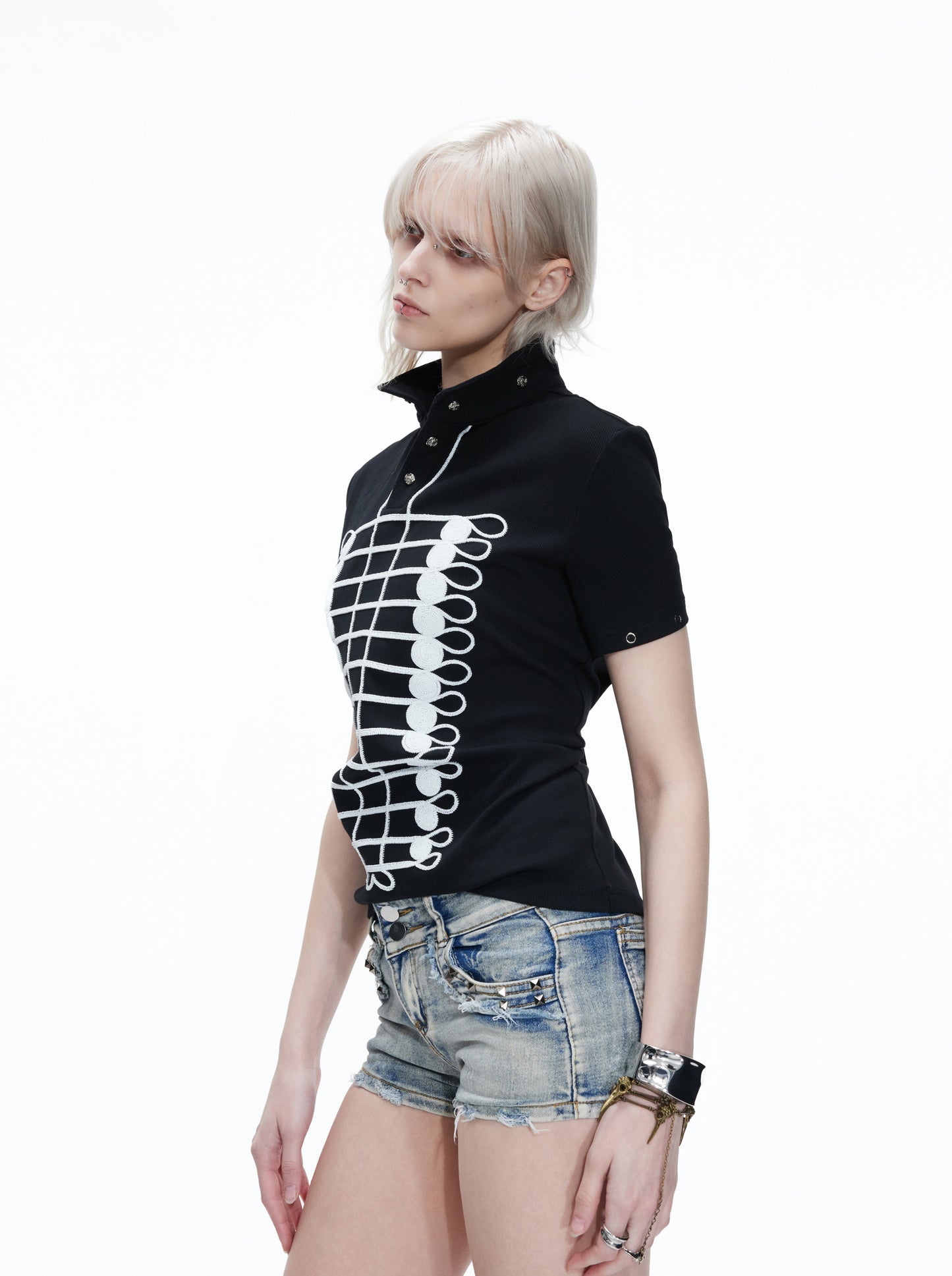Chain Embroidery High-Neck Short Sleeve T-Shirt WN26989