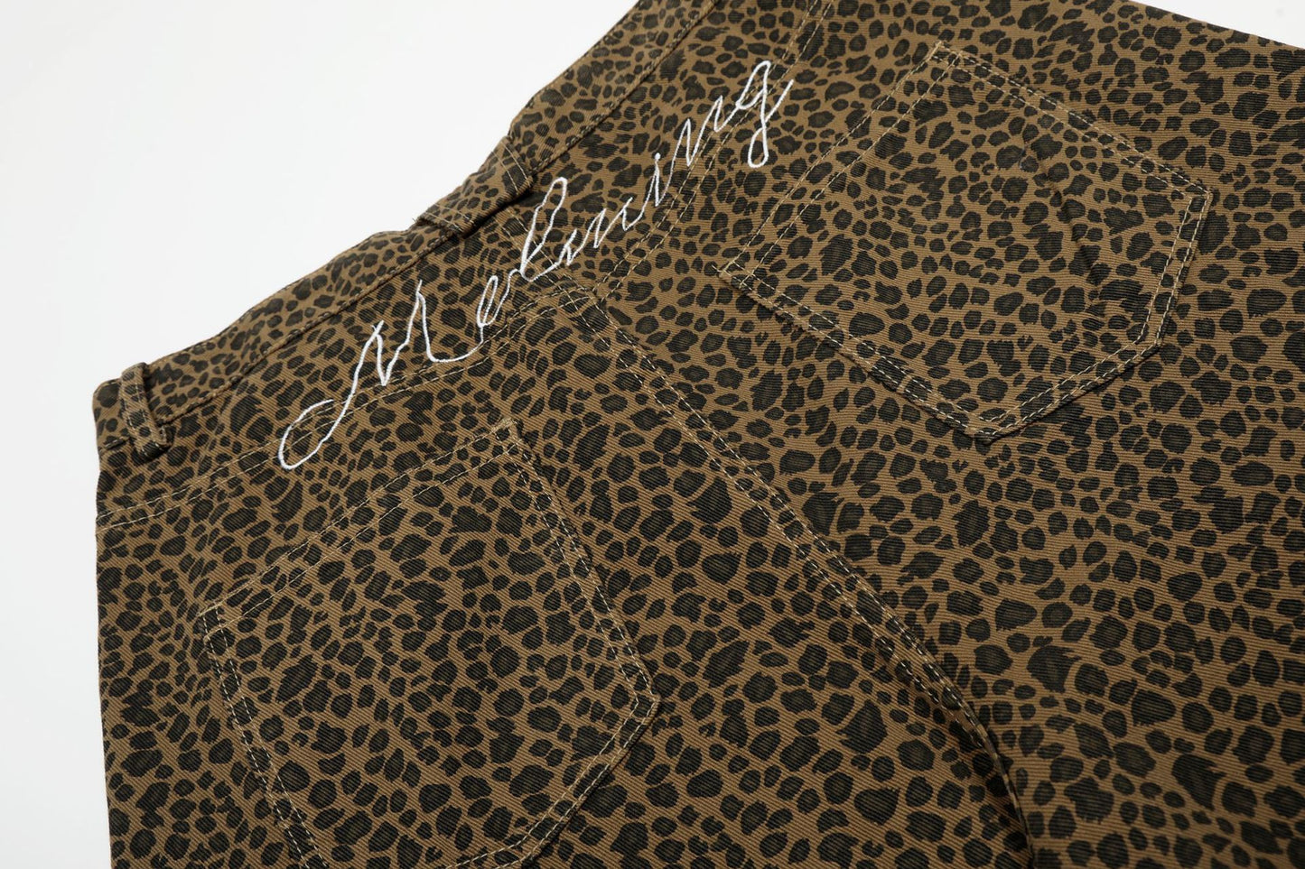 Leopard Print Curved Cargo Half Pants WN26145