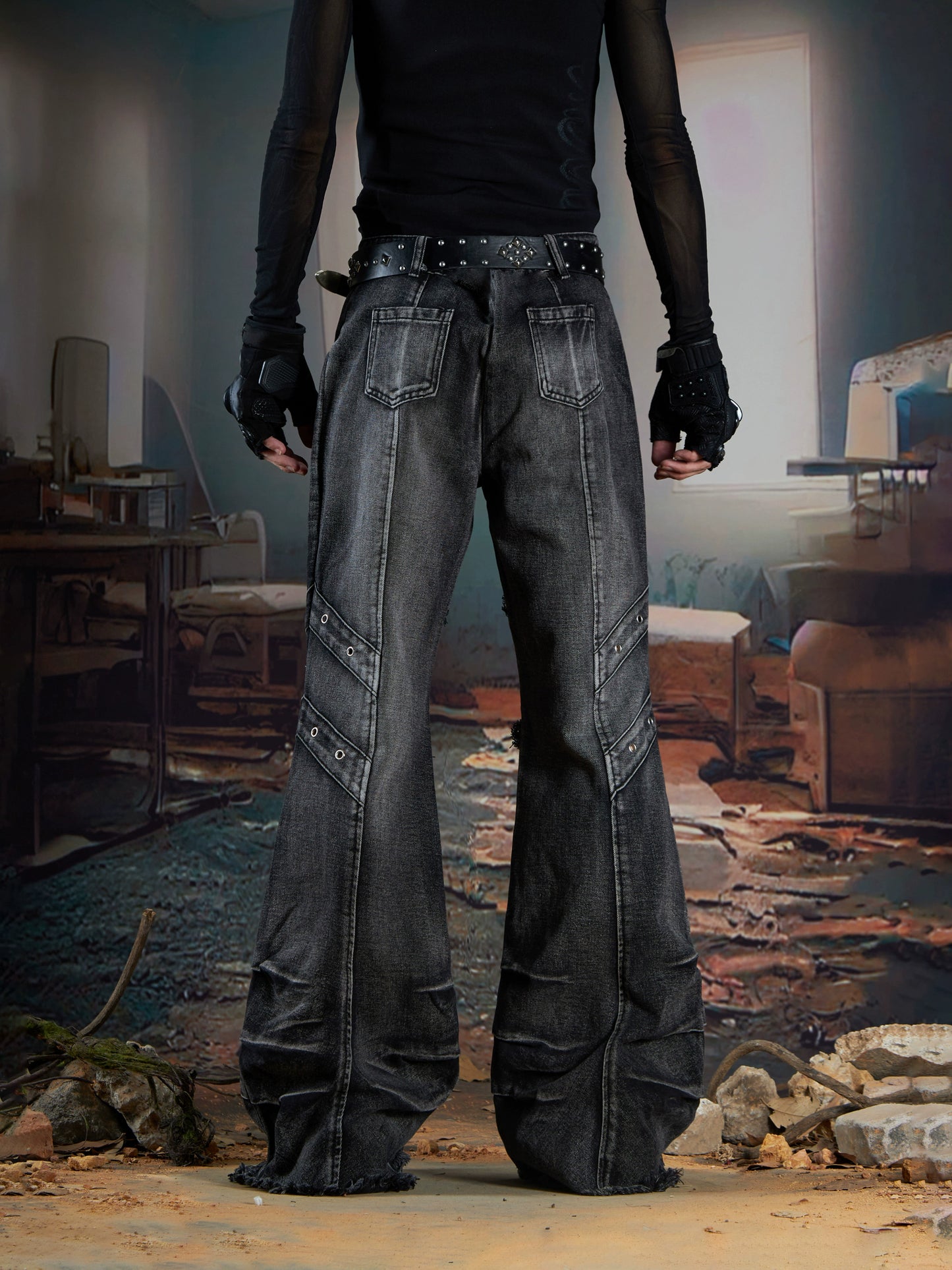 Deconstruction Pleats Fringe Multi-Pocket Flare Cargo Denim Jeans WN21363