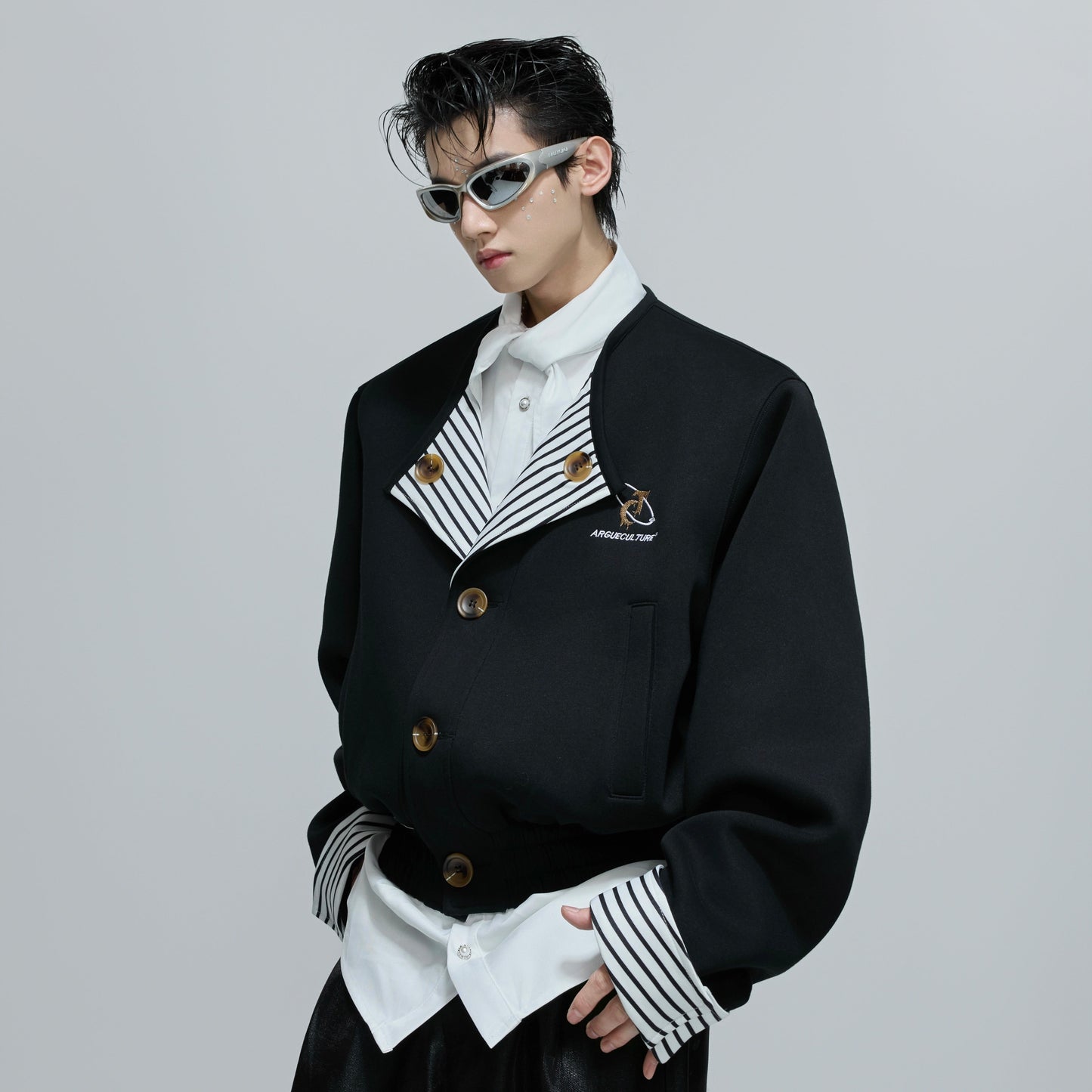 Striped Fake Layered Collarless Embroidery Short Jacket WN21711