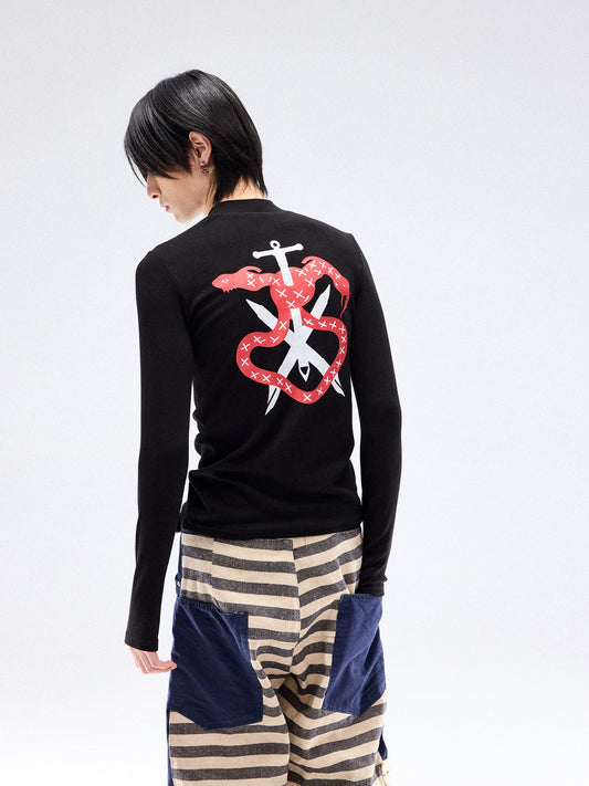 Graffiti Design Elastic High-Neck Long Sleeve T-Shirt WN13712