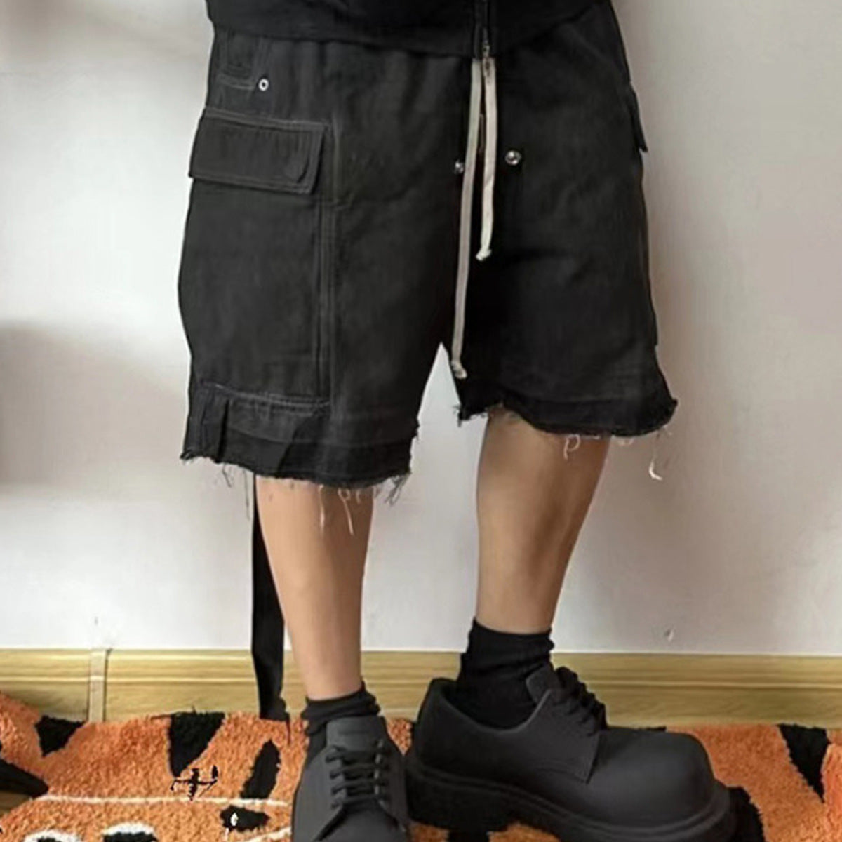 Drawstring Cargo Damage Denim Half Jeans WN25525