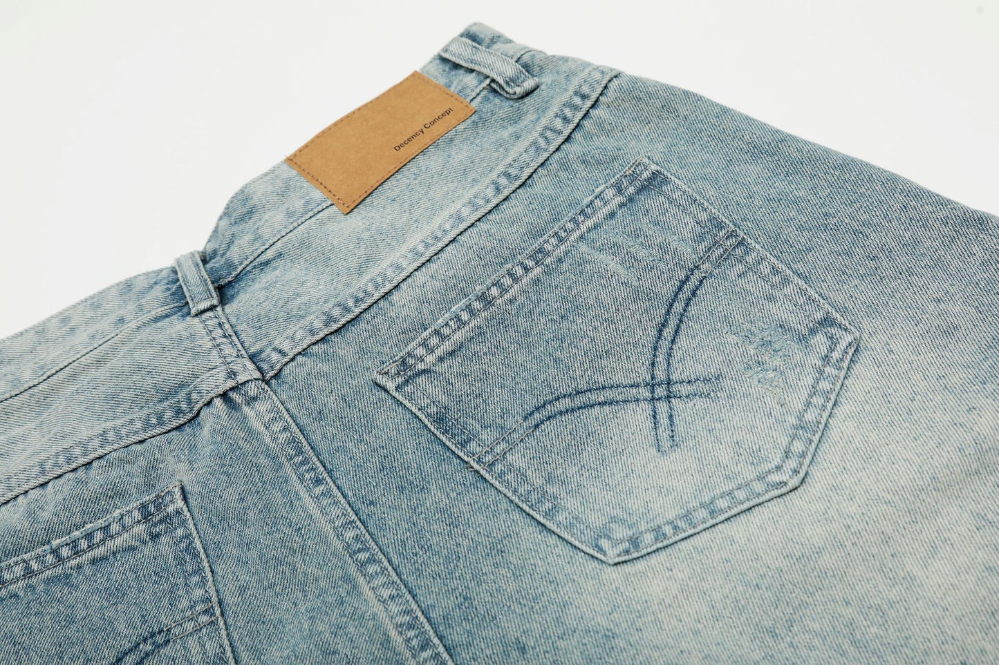 Cropped Damage Washed Half Denim Jeans WN26786