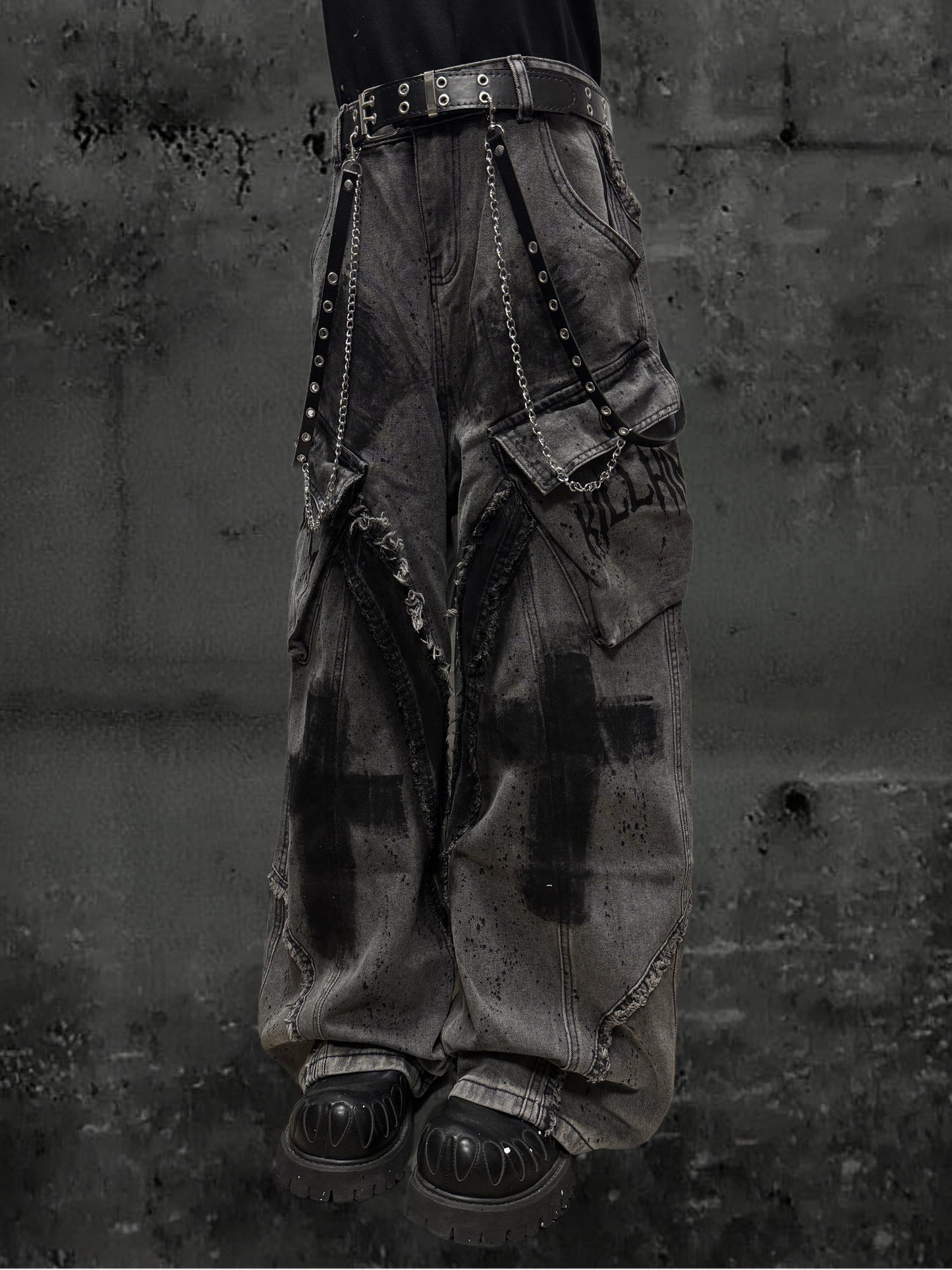 Paint Damage Cargo Wide Leg Denim Jeans & Skull Belt & Belt Chain WN23824
