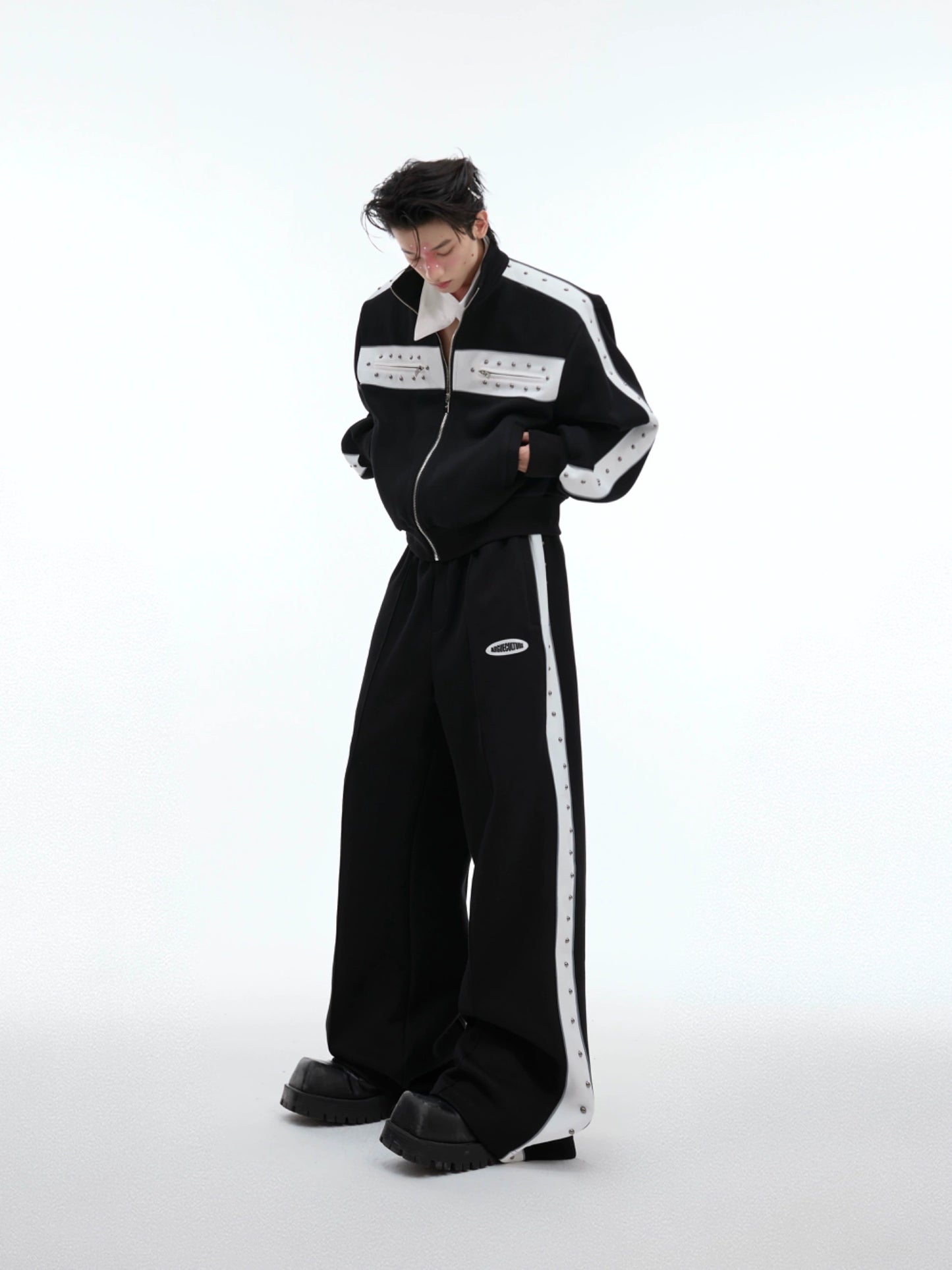 Contrasting Color Metal Rivet Shoulder Pad Jacket & Wide Leg Sweatpants Setup WN8043