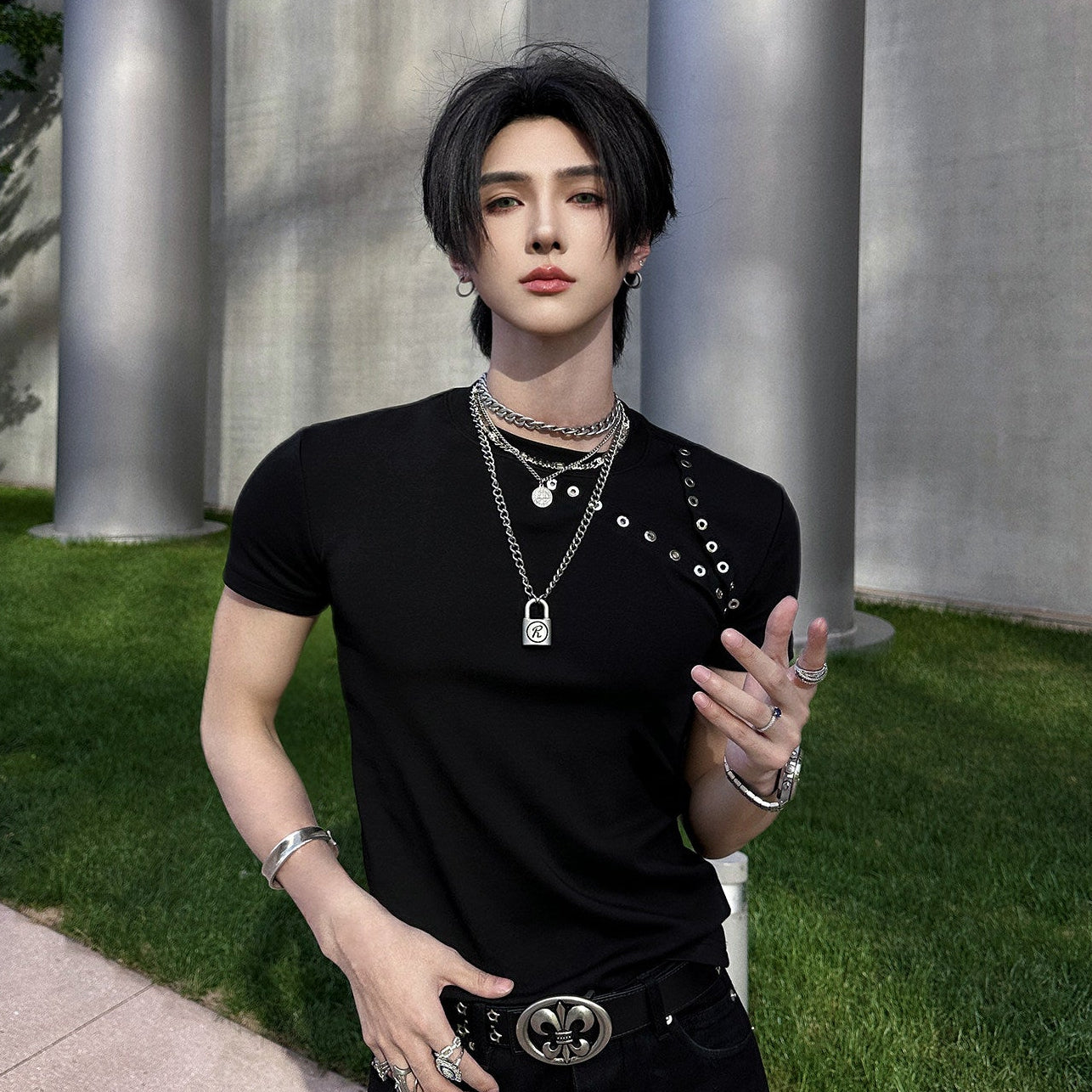 Metal Ring Slim Short Sleeve T-Shirt WN25036