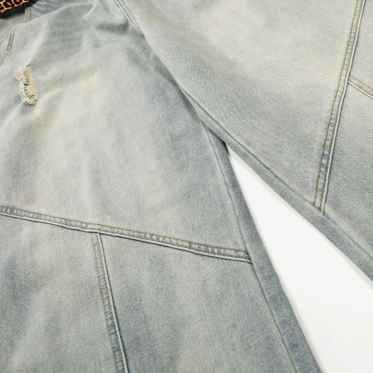 Washed Damage Panel Curved Denim Jeans WN25530