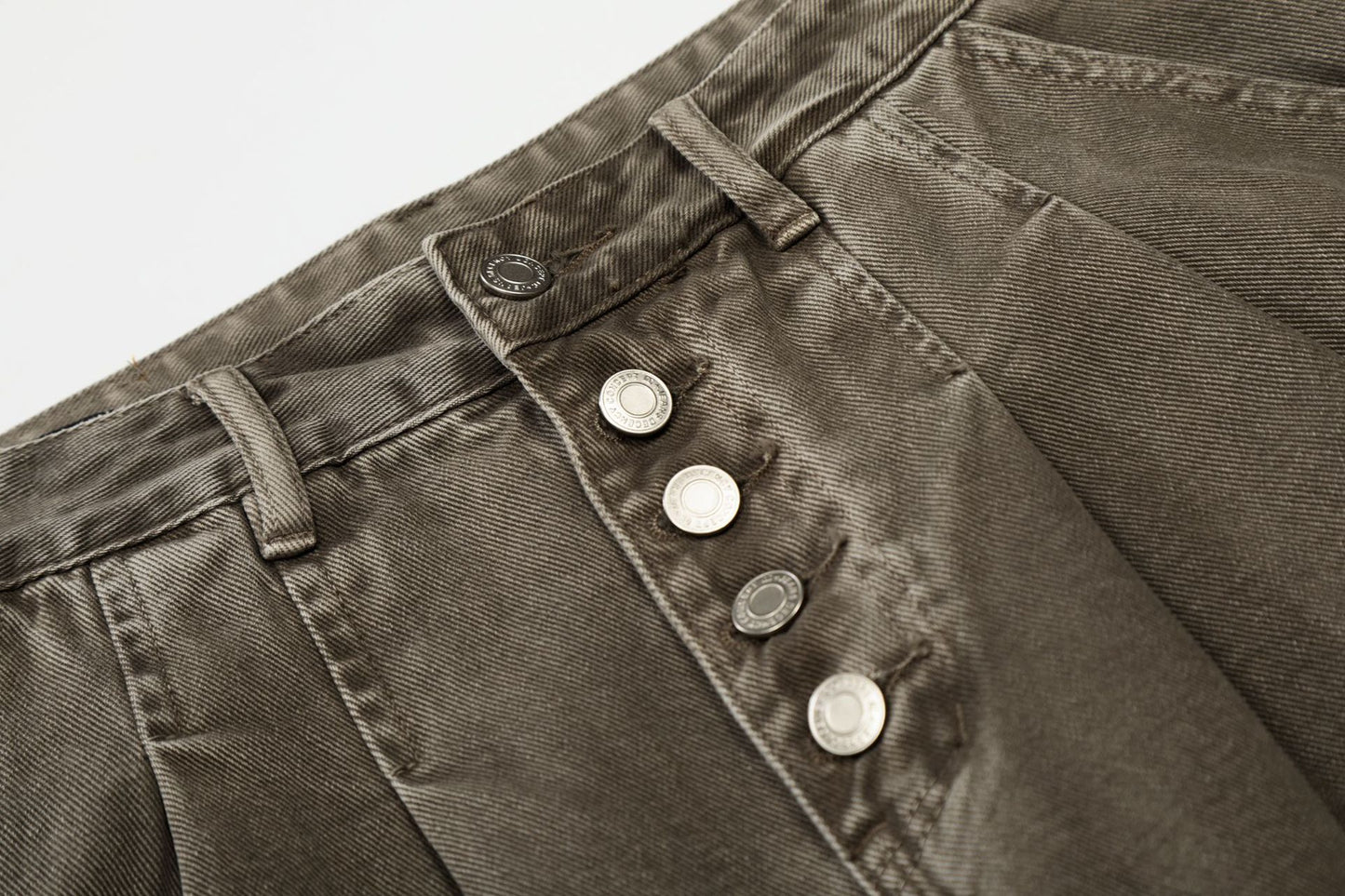 Multi-Button Pleats Wide Leg Barrel Denim Jeans WN26116
