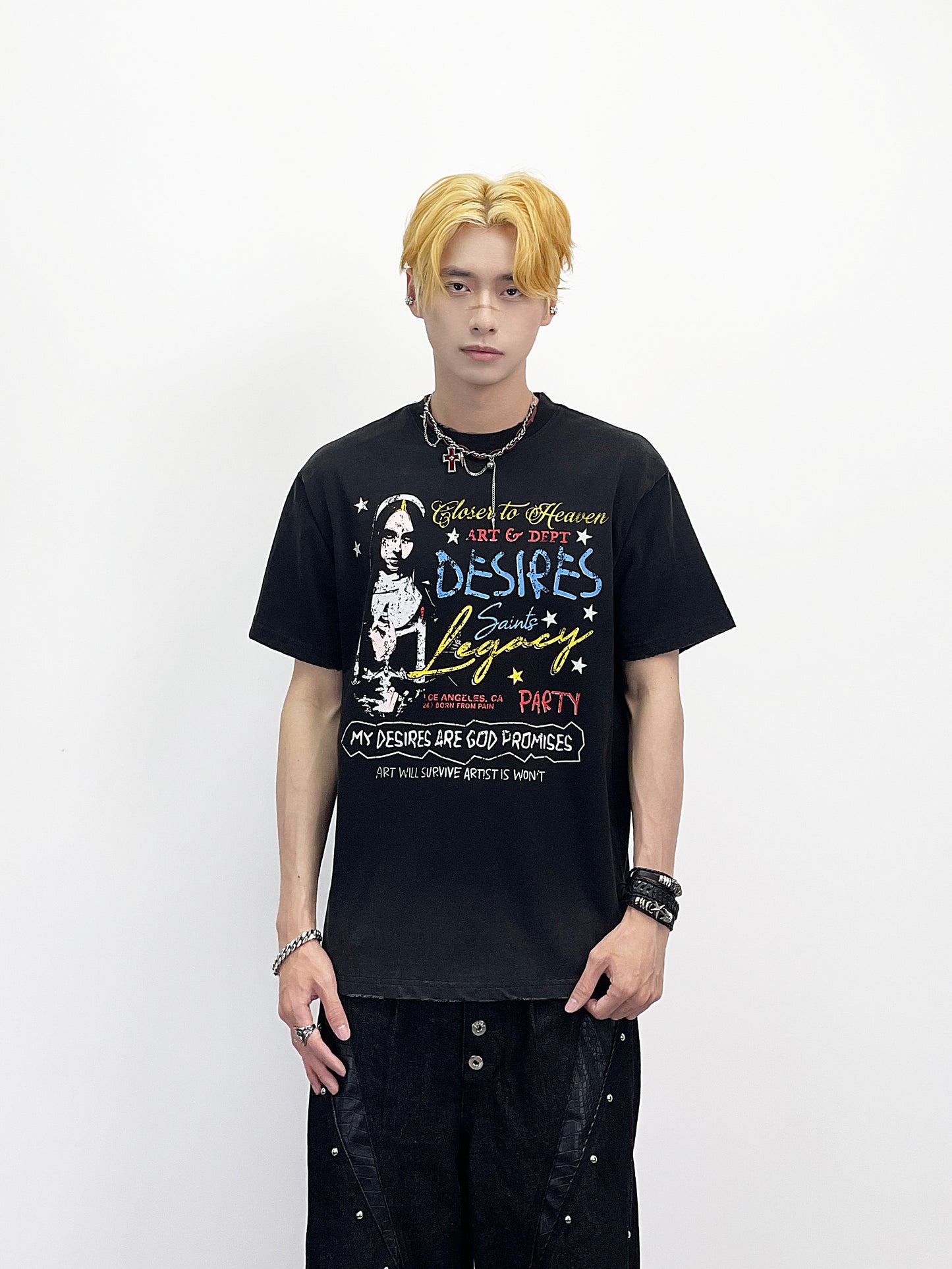Graffiti Letter Print Oversize Short Sleeve T-Shirt WN24288
