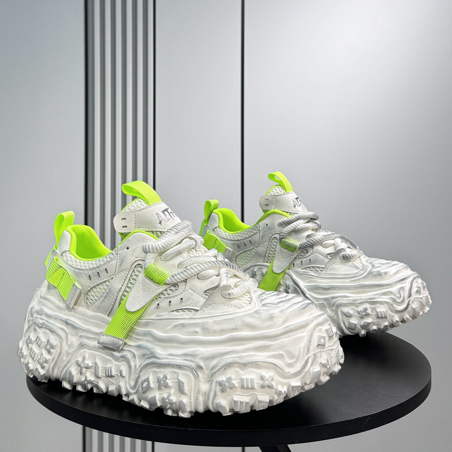 Metallic Strap Platform Chunky Sole Sneakers WN24683