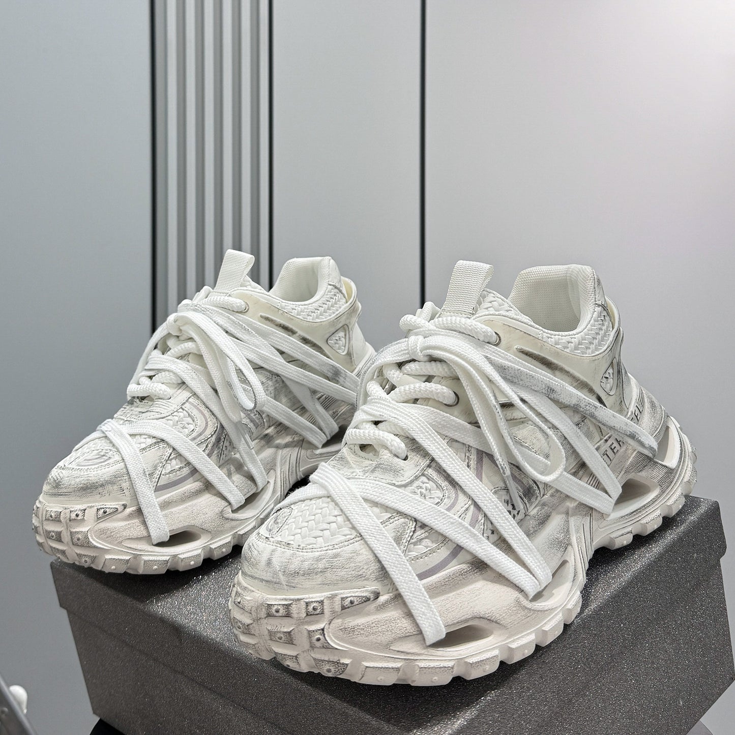 Metallic Rope Lace Chunky Sole Sneakers WN24687