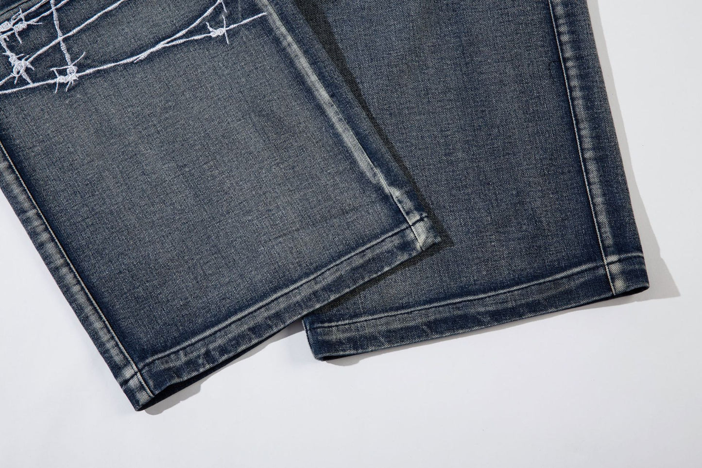 Embroidery Wide-Leg Cargo Denim Jeans WN11366