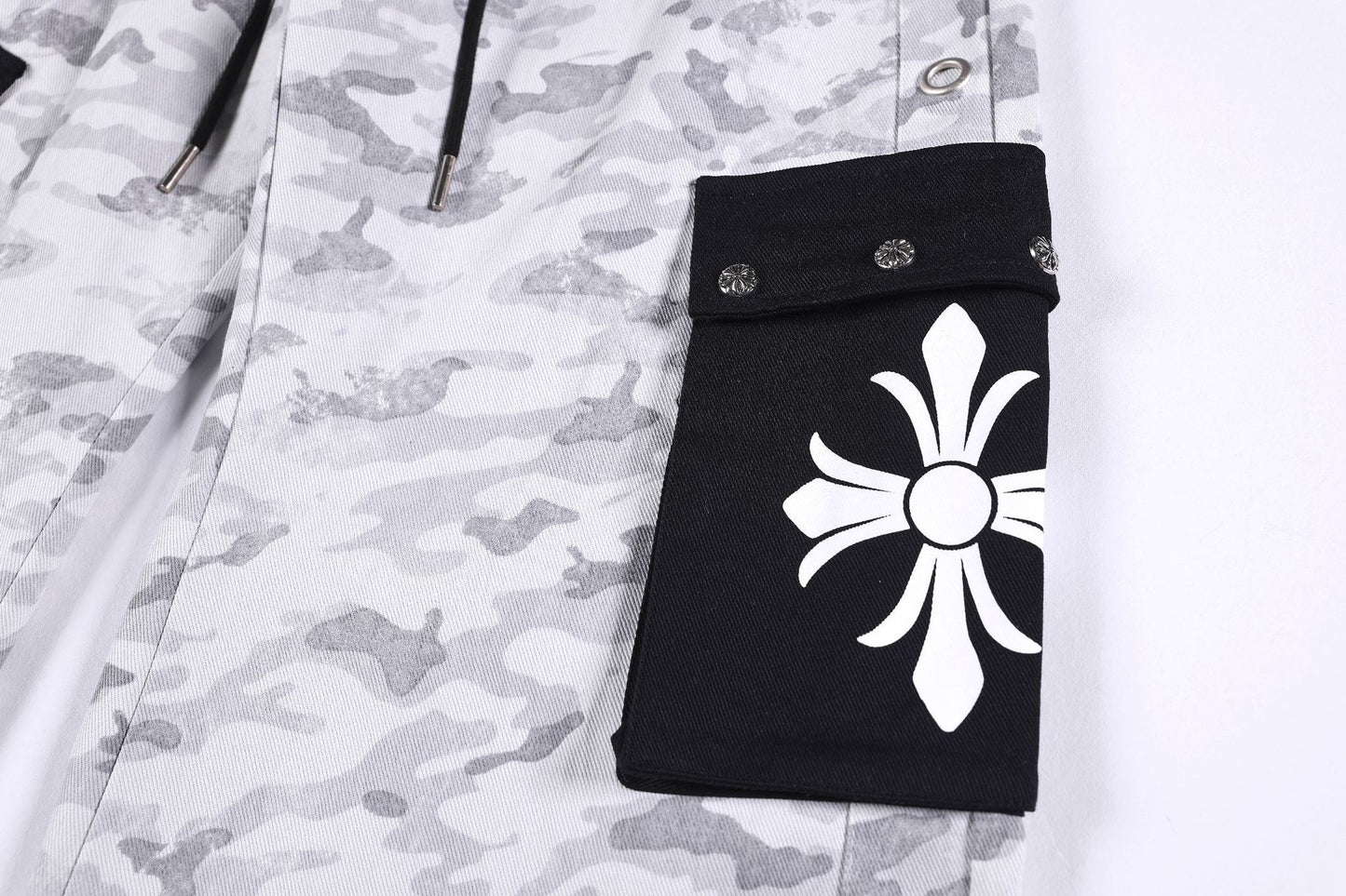 Camouflage Letter Print Cargo Pants WN26150