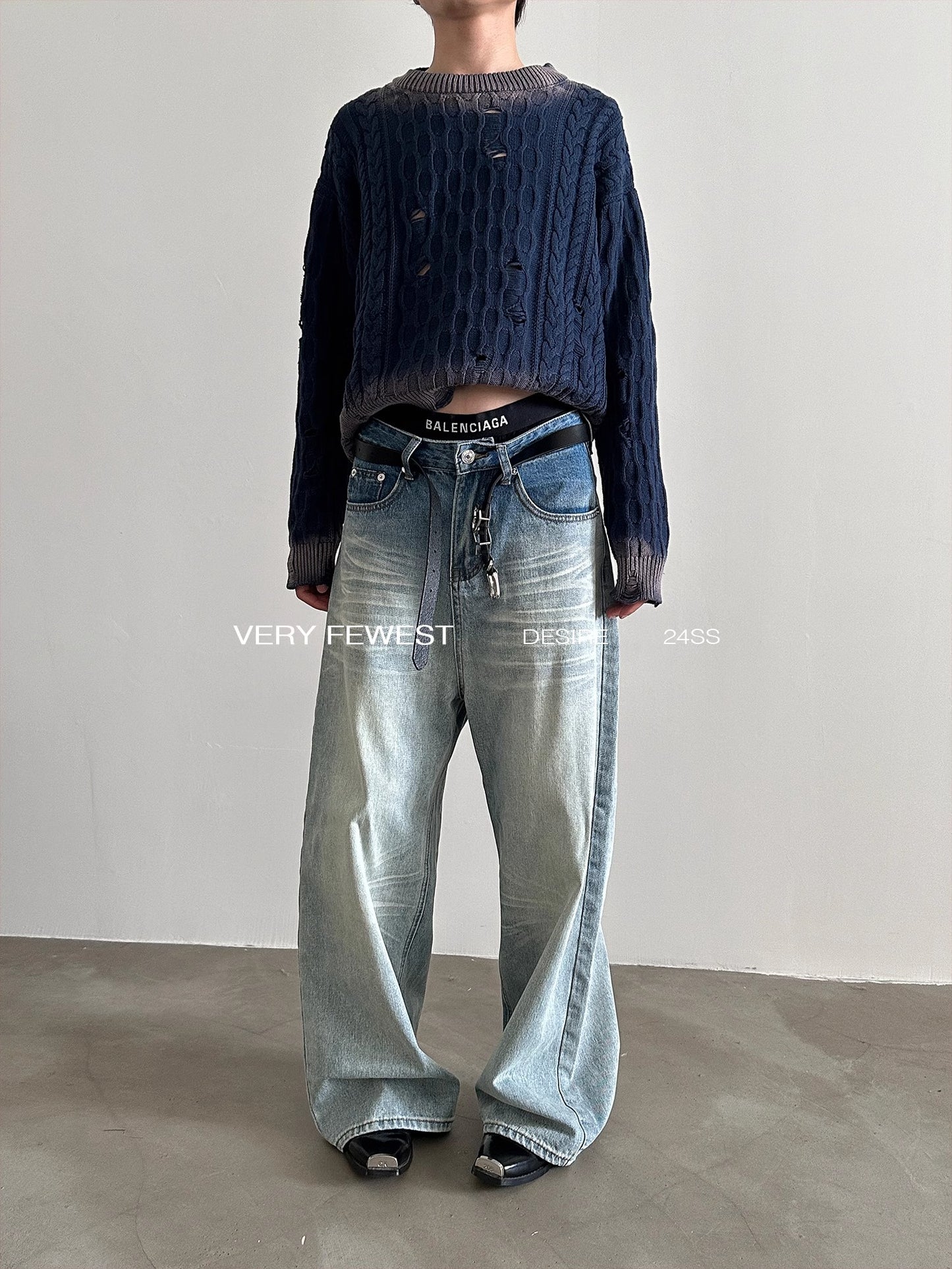 Gradient Washed Wide-Leg Straight Denim Jeans WN8928