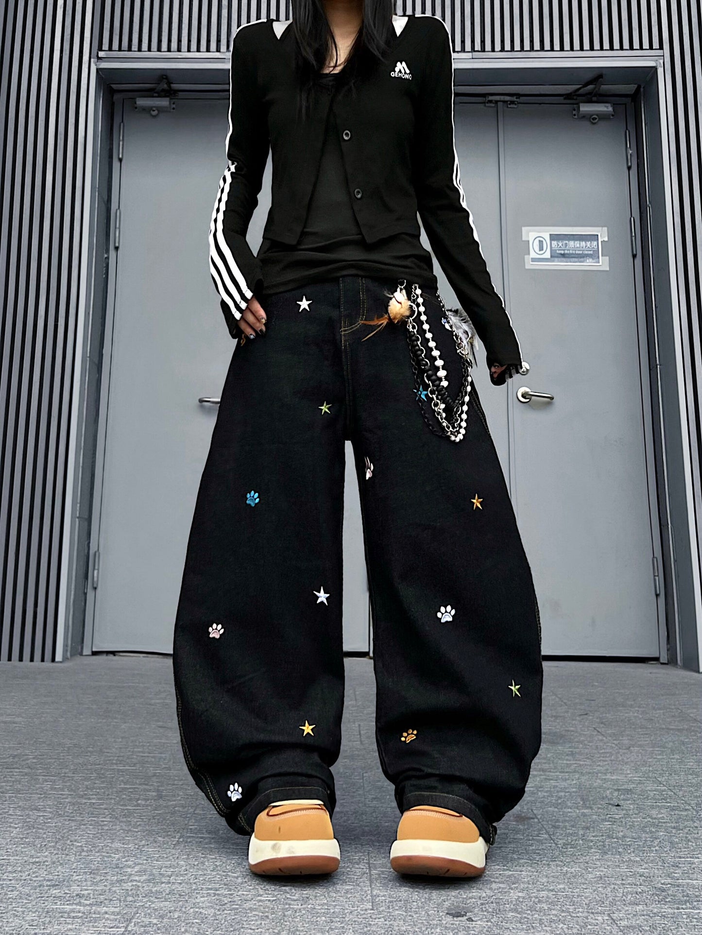 Star Embroidery Wide Leg Denim Jeans WN24153