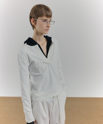 V-Neck Long Sleeve T-Shirt WN21547