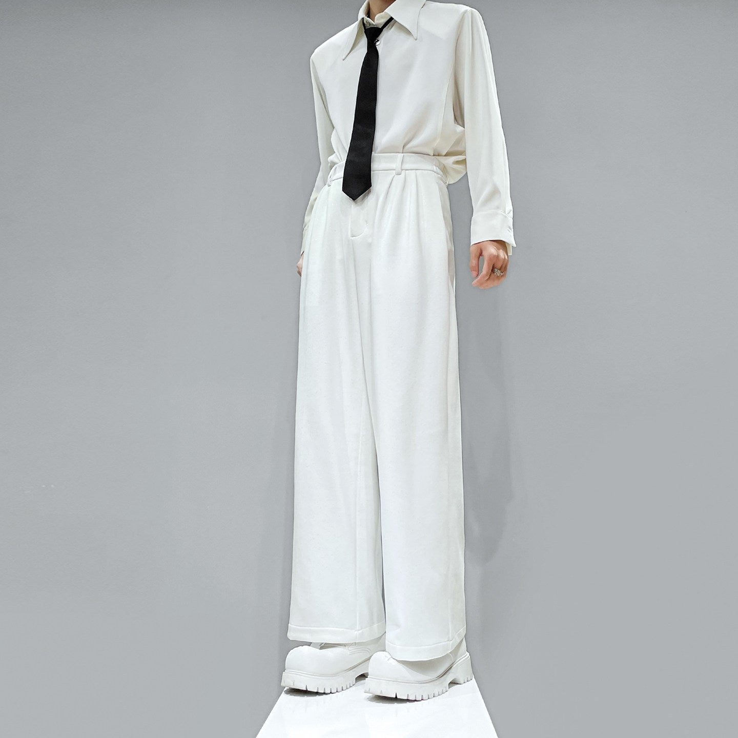 Star Glitter Wide-Leg Straight Trousers WN23948