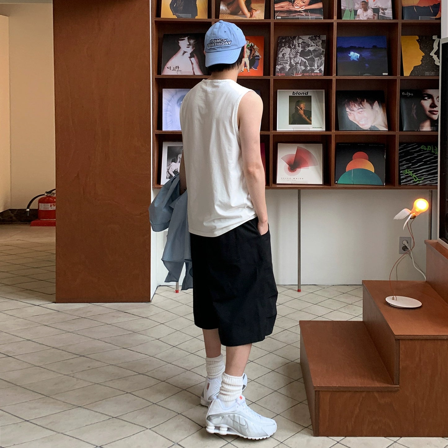 Simple Design Sleeveless T-Shirt WN20319