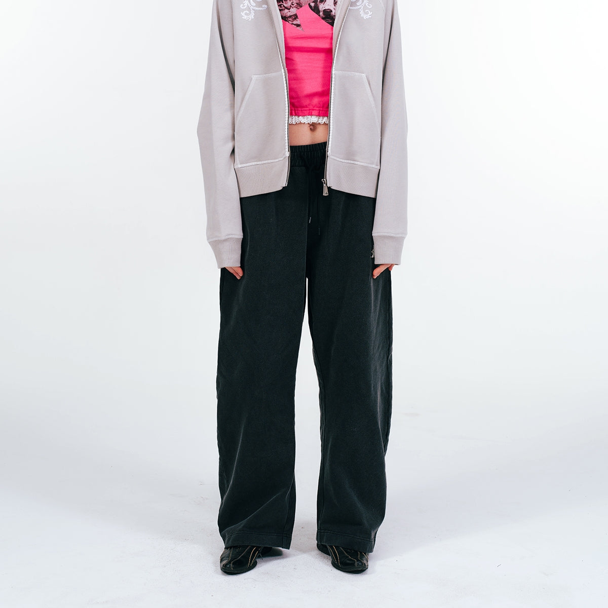 Washed Curved Design Wide Leg Sweatpants WN18891