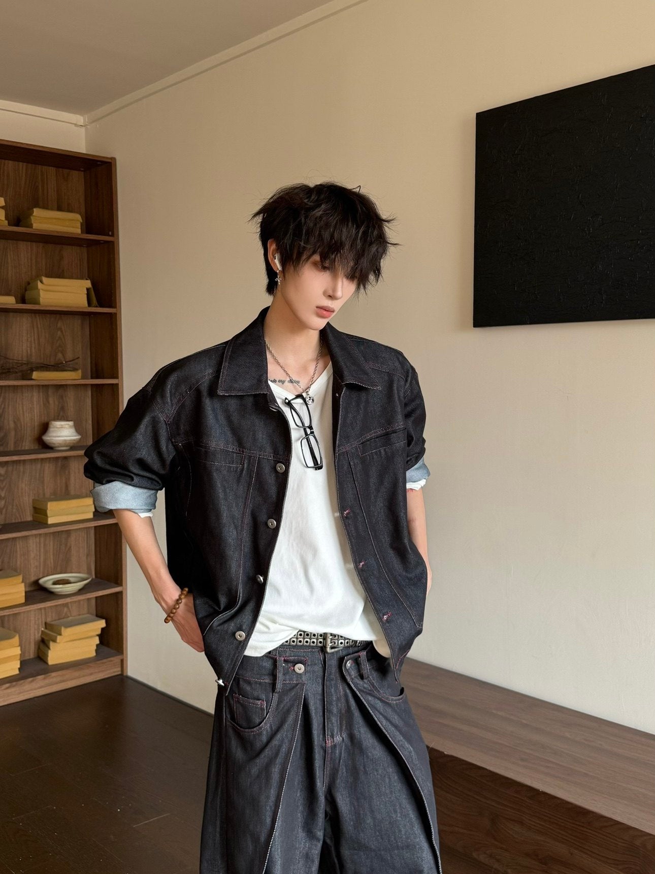 Deconstructed Shoulder-Pad Denim Jacket & Curved Denim Jeans Setup WN23171