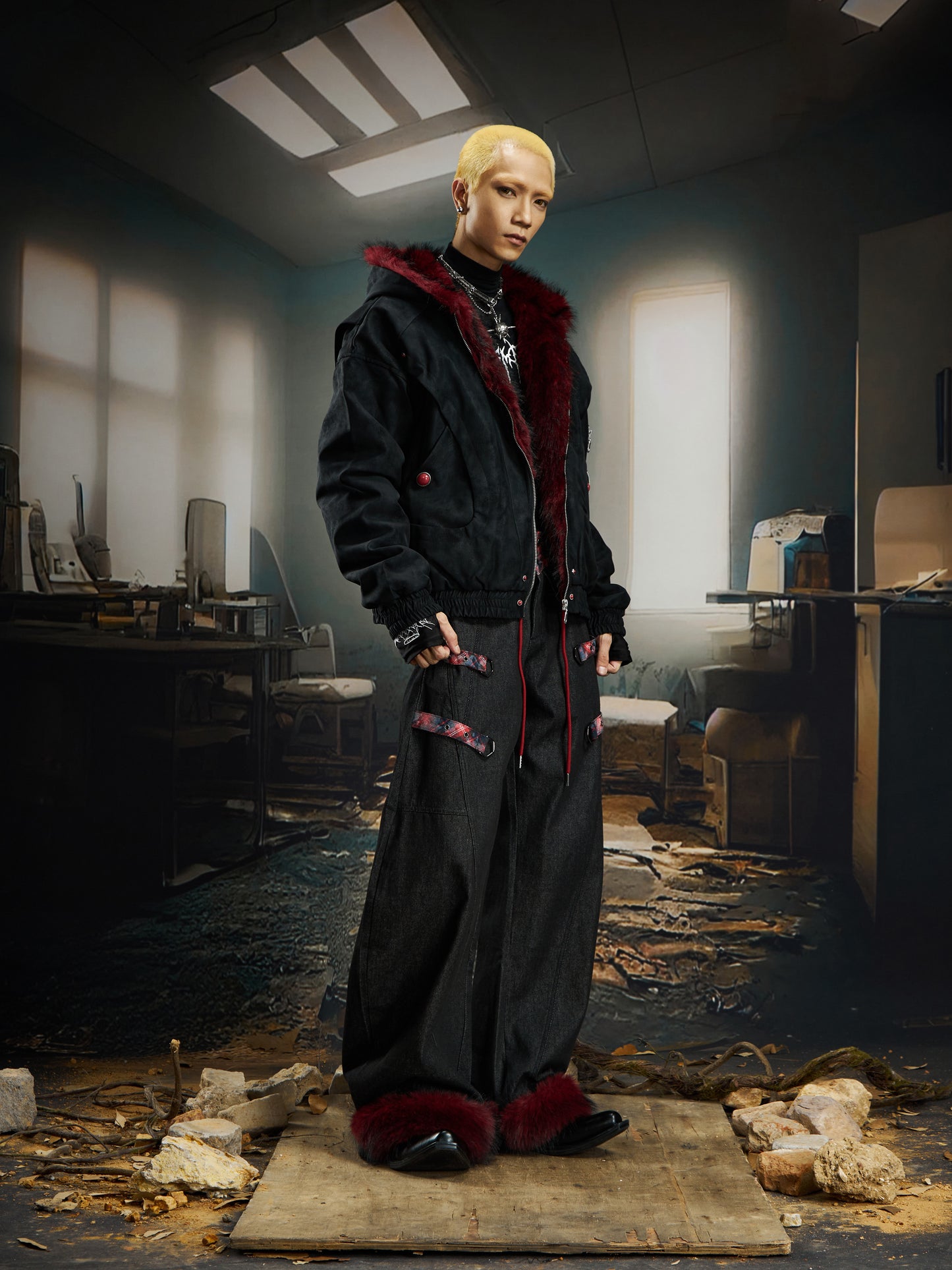 PU Leather Cropped Fake Fur Hooded Padded Jacket WN22759