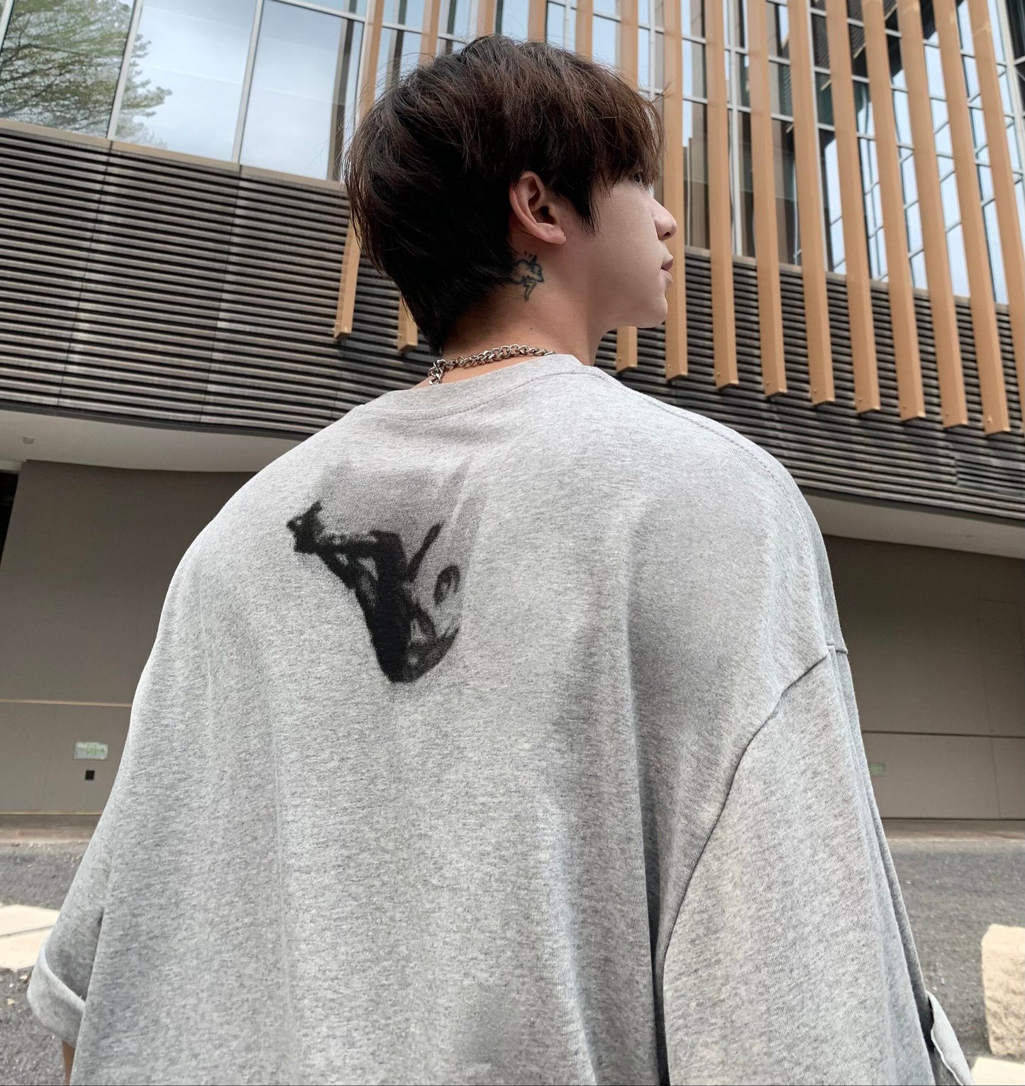 Falling Portrait Print Oversize Short Sleeve T-Shirt WN25241