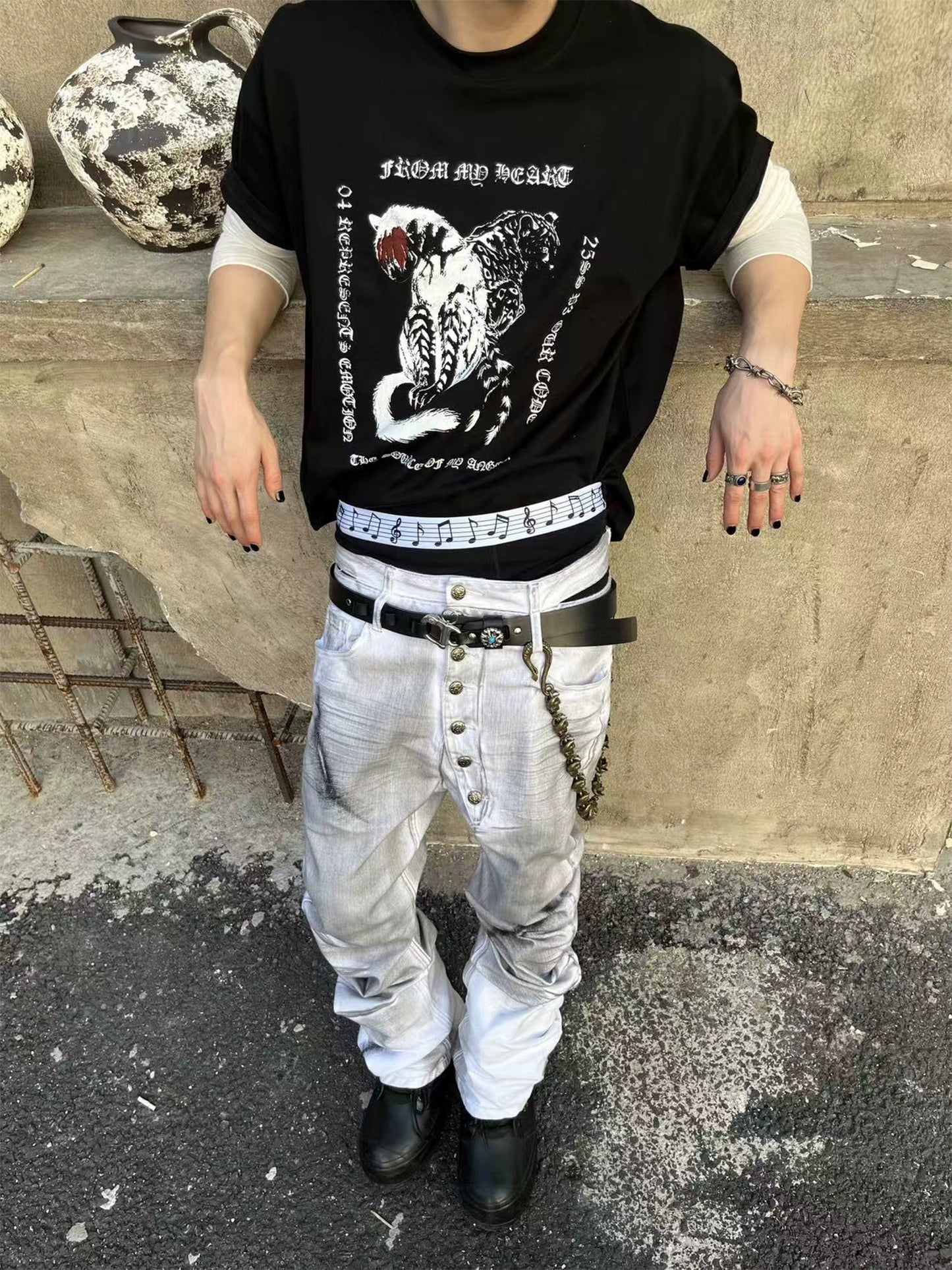 Washed Whisker Straight Denim Jeans WN20895