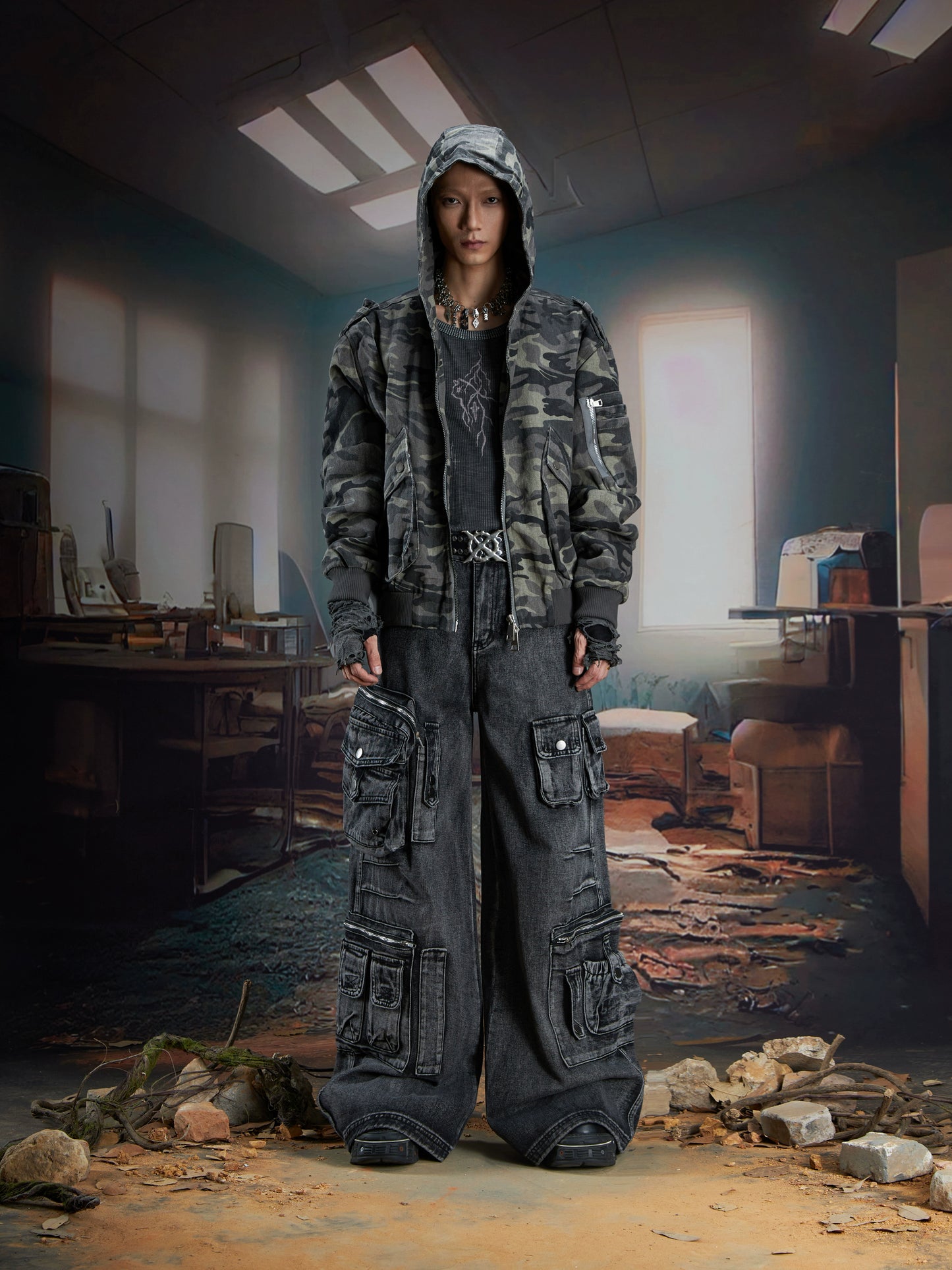 Deconstruction Patchwork Camouflage Hooded Zipper Jacket WN21370