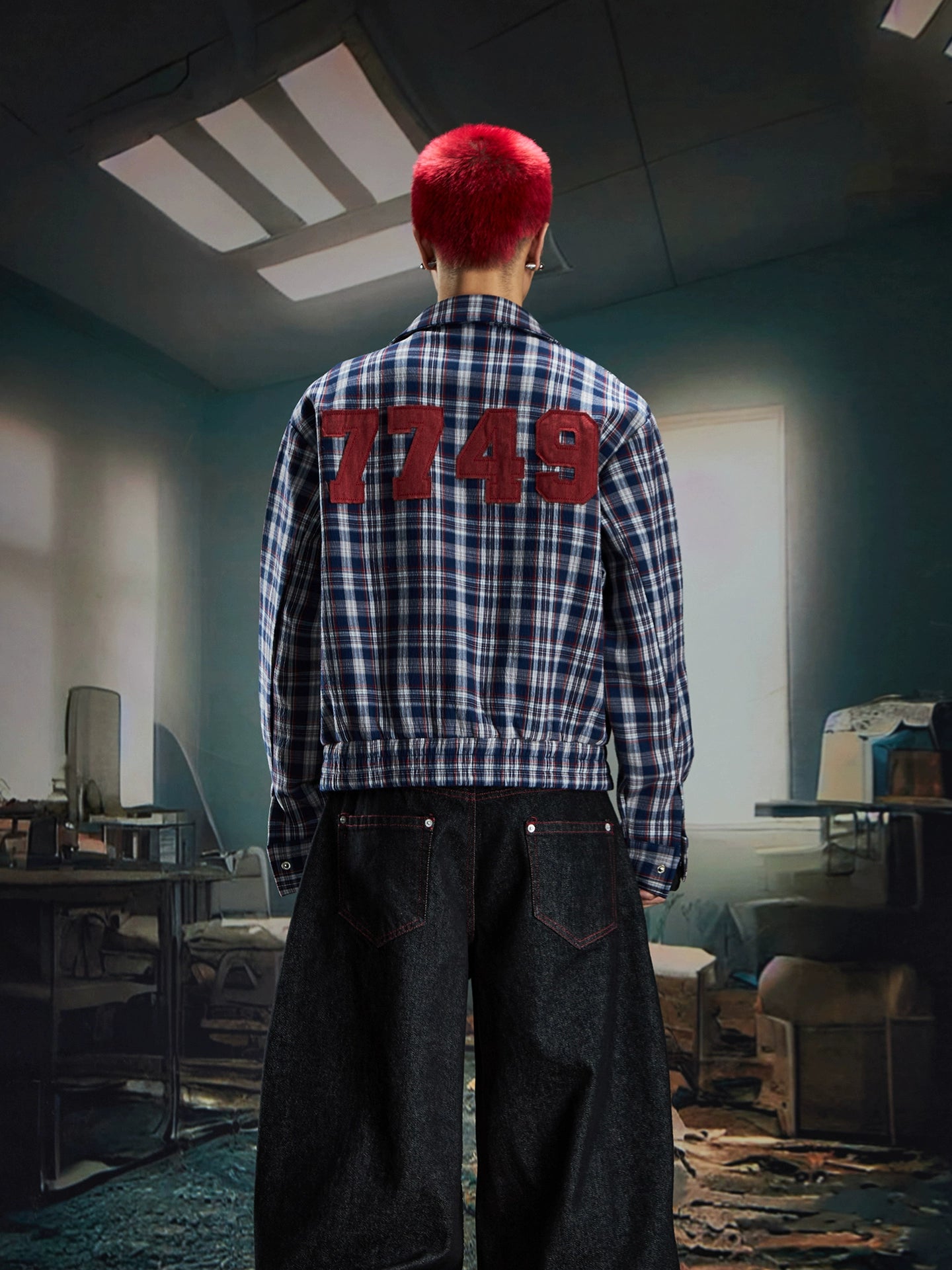 Embroidery Plaid Collar Short Zipper Jacket WN20598