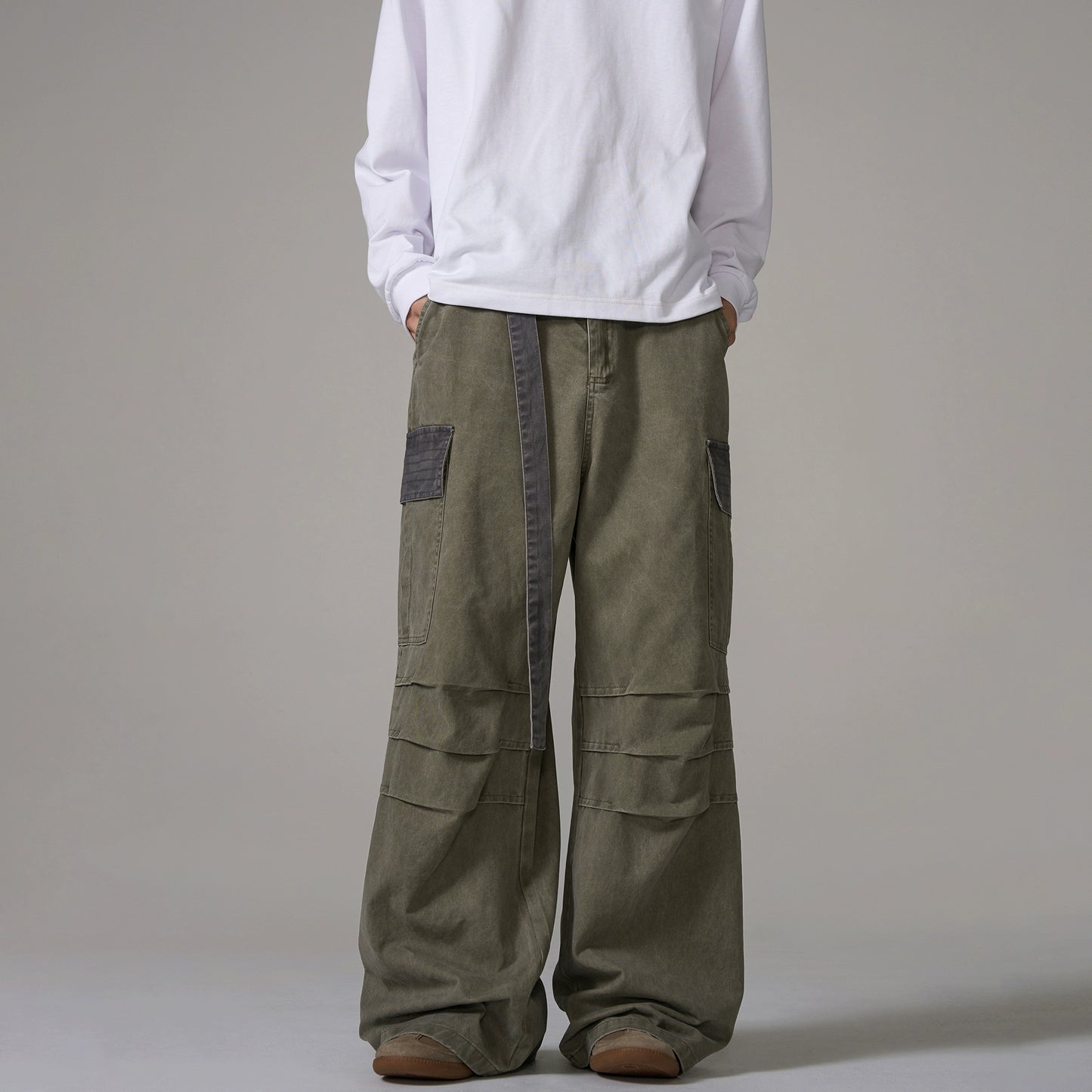 Washed Wide-Leg Straight Cargo Pants WN10644