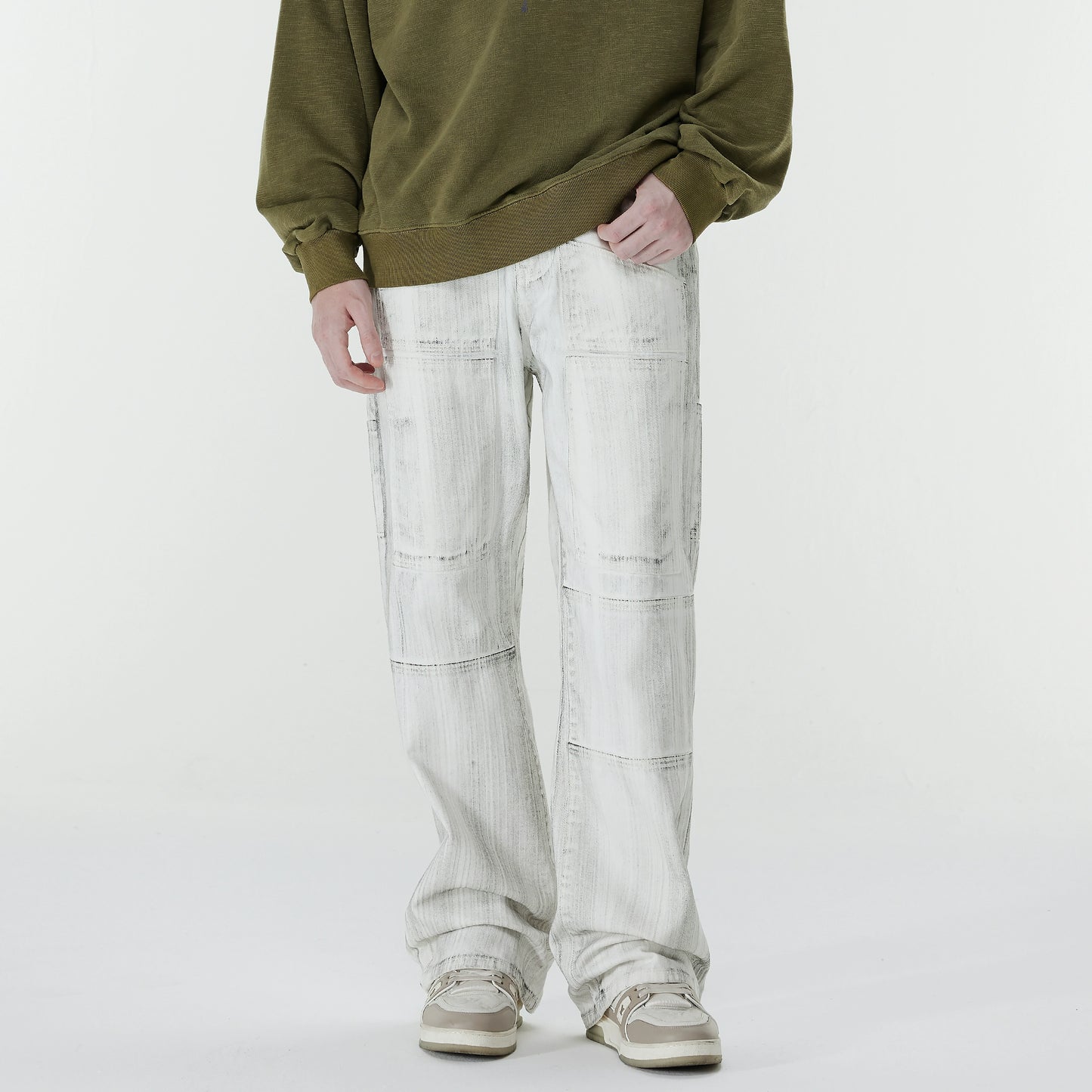 Dirty Wash Wide-Leg Straight Denim Jeans WN17536