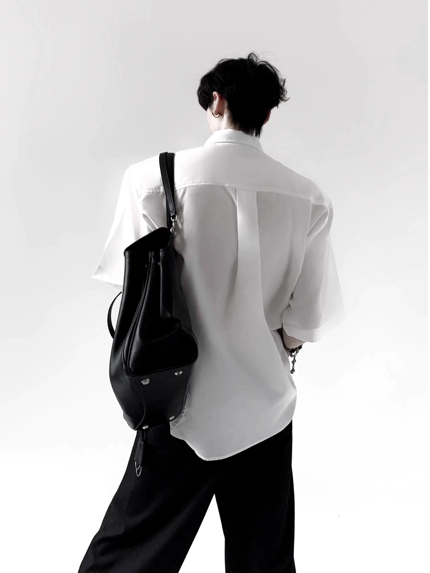 Metal Detail Shoulder-pad Short Sleeve Shirt & Tie WN20346