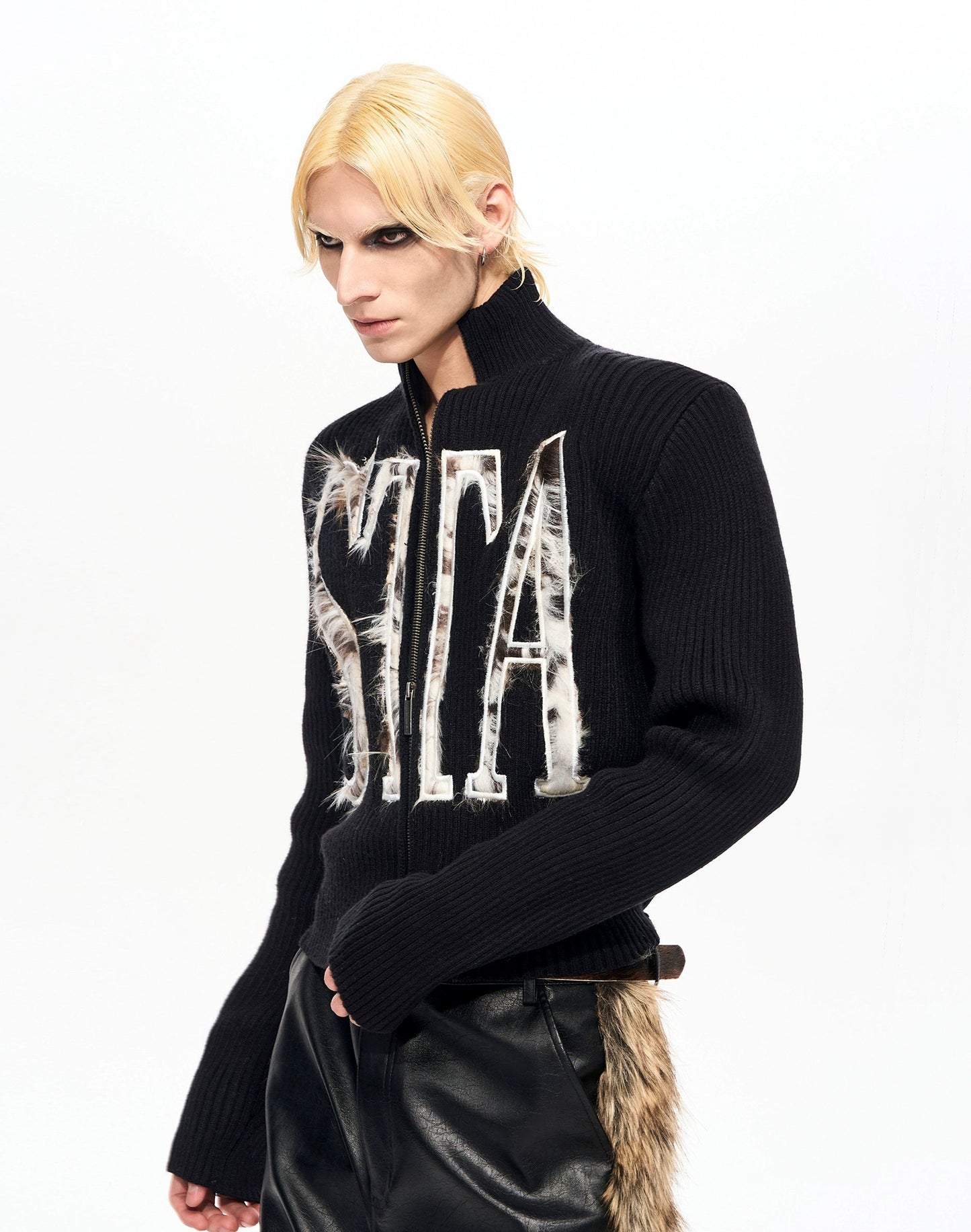 High-Neck Zipper Fake Fur Patch Slim Knit Cardigan WN22139