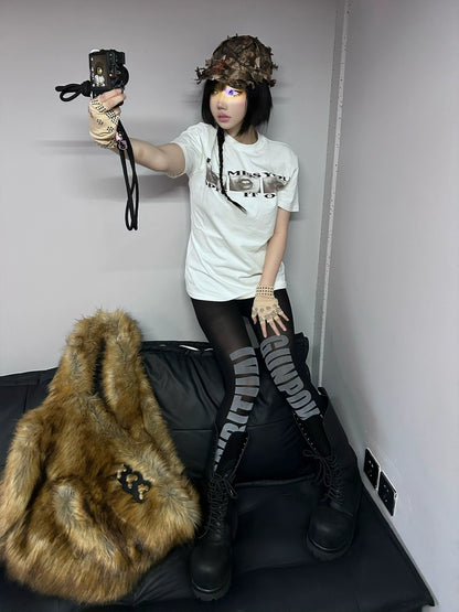 Lips Graphic Print Short Sleeve T-Shirt WN18057