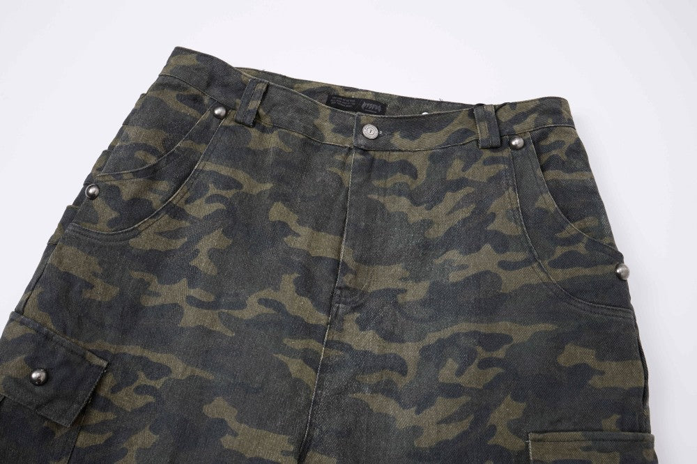 Camouflage Cargo Pocket Wide Leg Denim Jeans WN28009