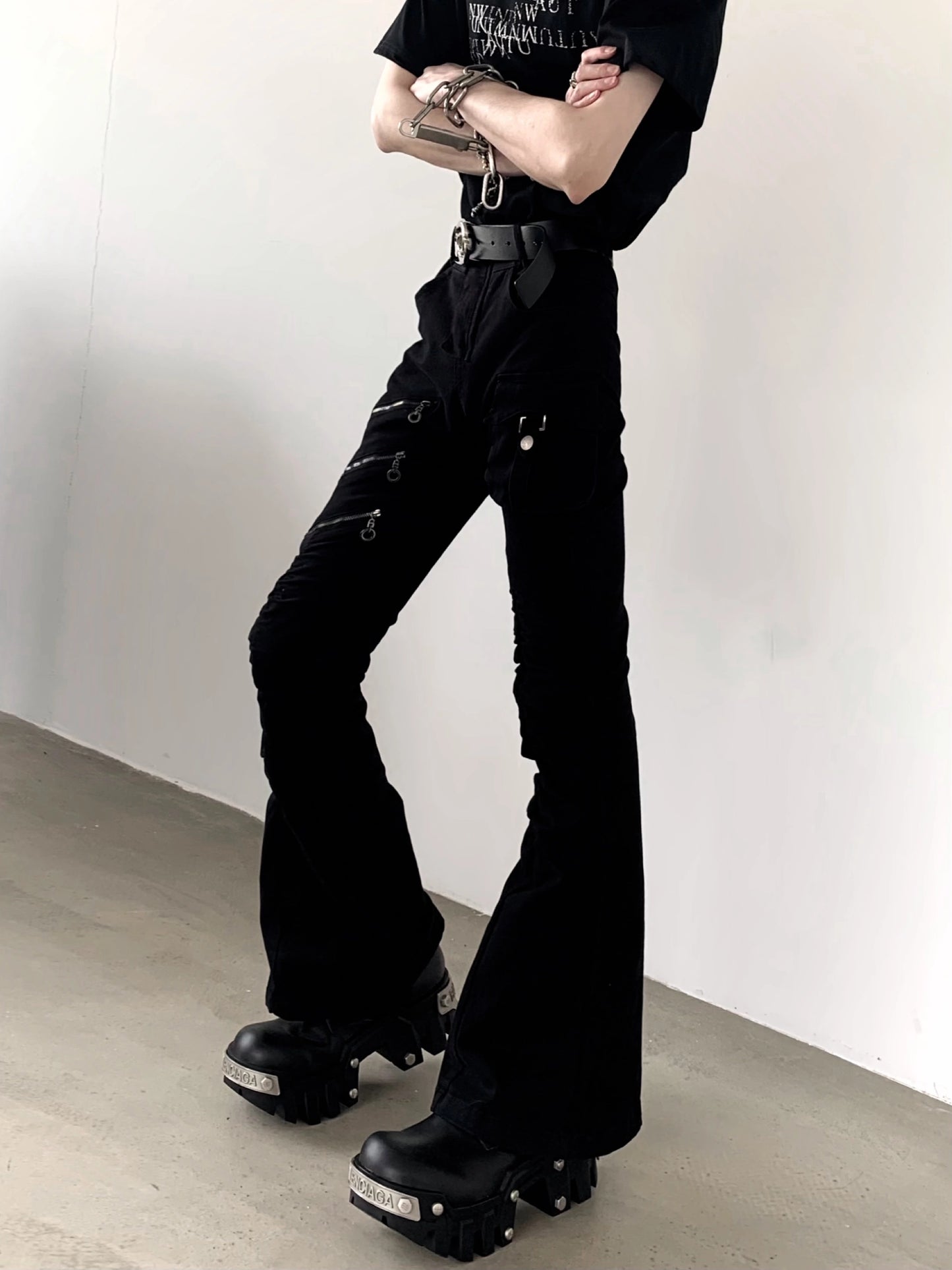 Zipper Design Flare Cargo Denim Jeans WN20348