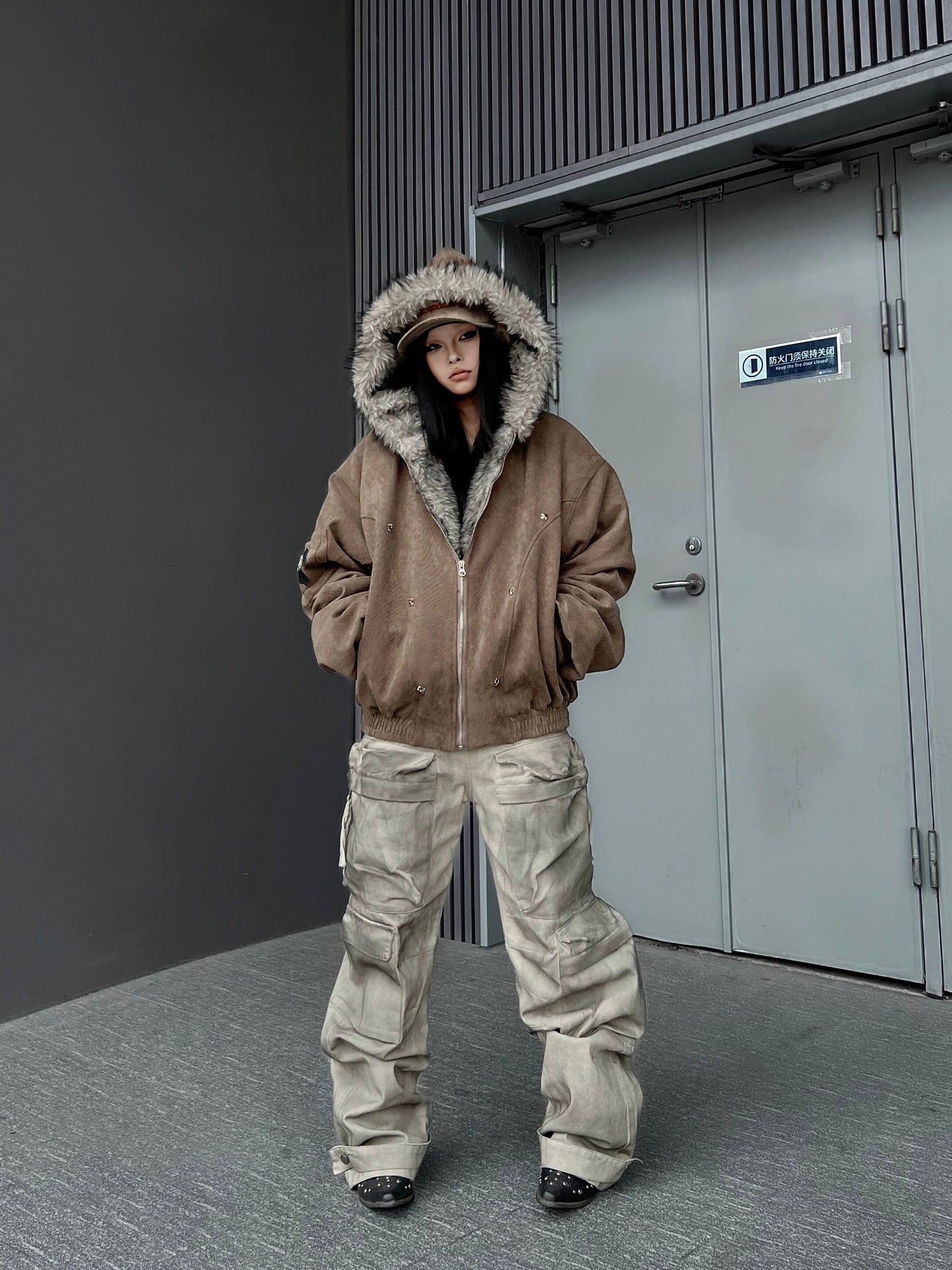 Washed Multi Pocket Wide Leg Cargo Pants WN24176
