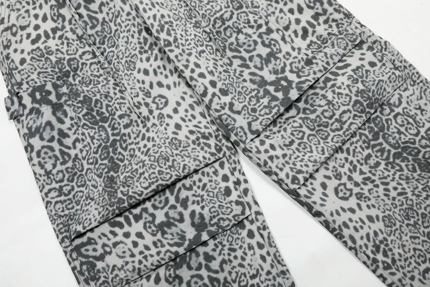 Leopard Print Paratrooper Wide-Leg Cargo Pants WN16164