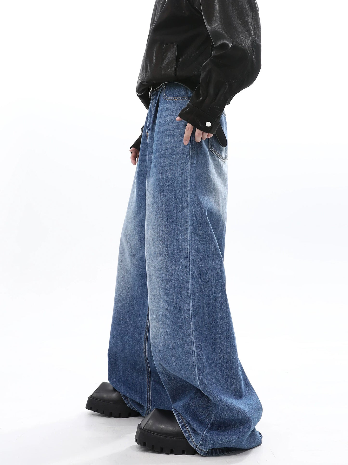 Wide-Leg Straight Denim Jeans WN10507