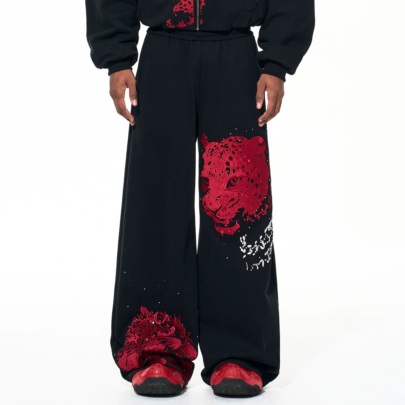 Leopard Embroidery Fleece Lining Thick Fur Patchwork Hoodie & Pants Setup WN22653