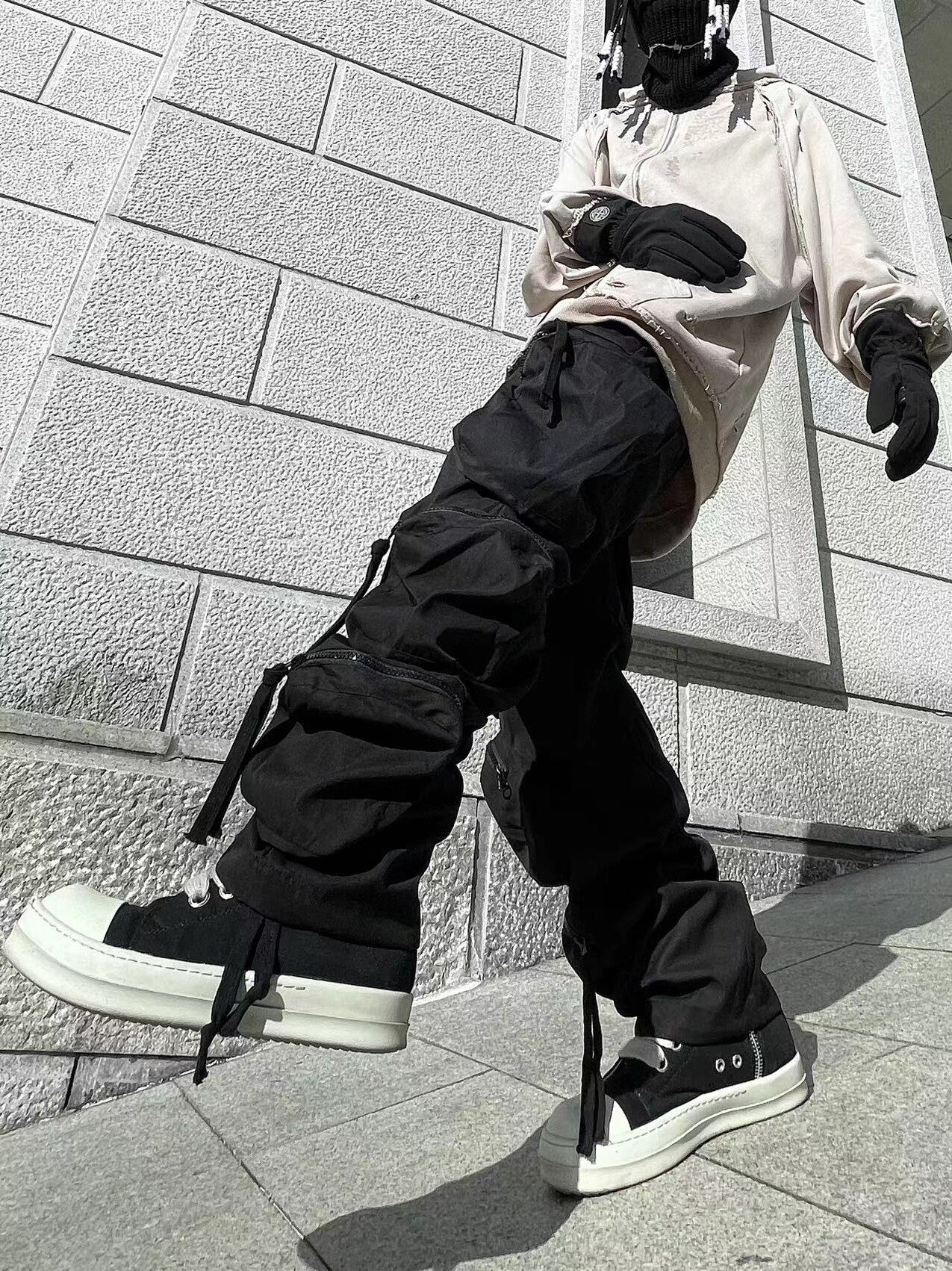 Drawstring Multi-Pocket Tapered Cargo Pants WN24223