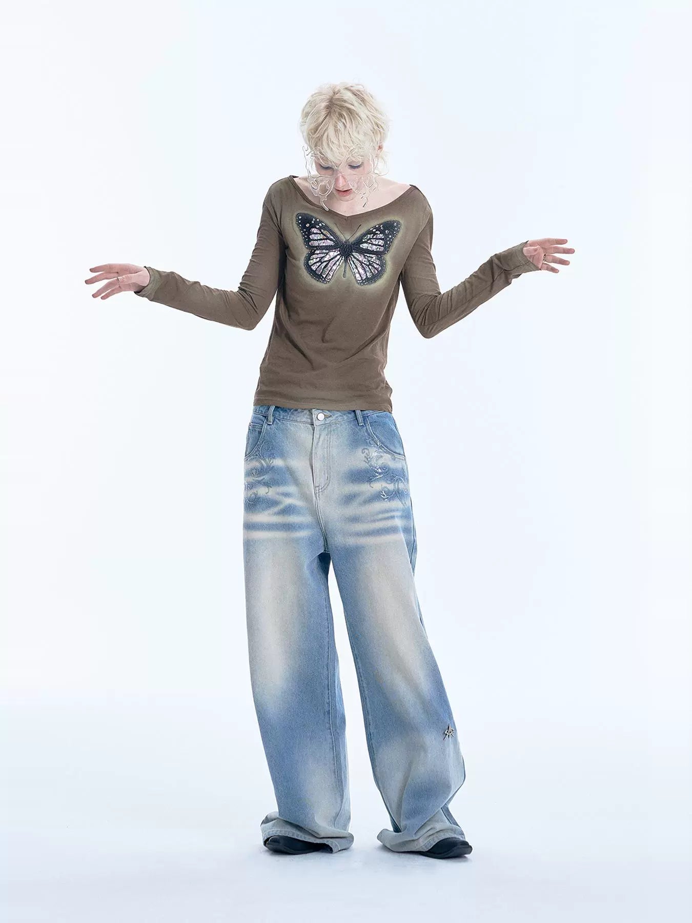 Sequin Cutout Butterfly Embroidery Spray Print Long Sleeve T-Shirt WN18913