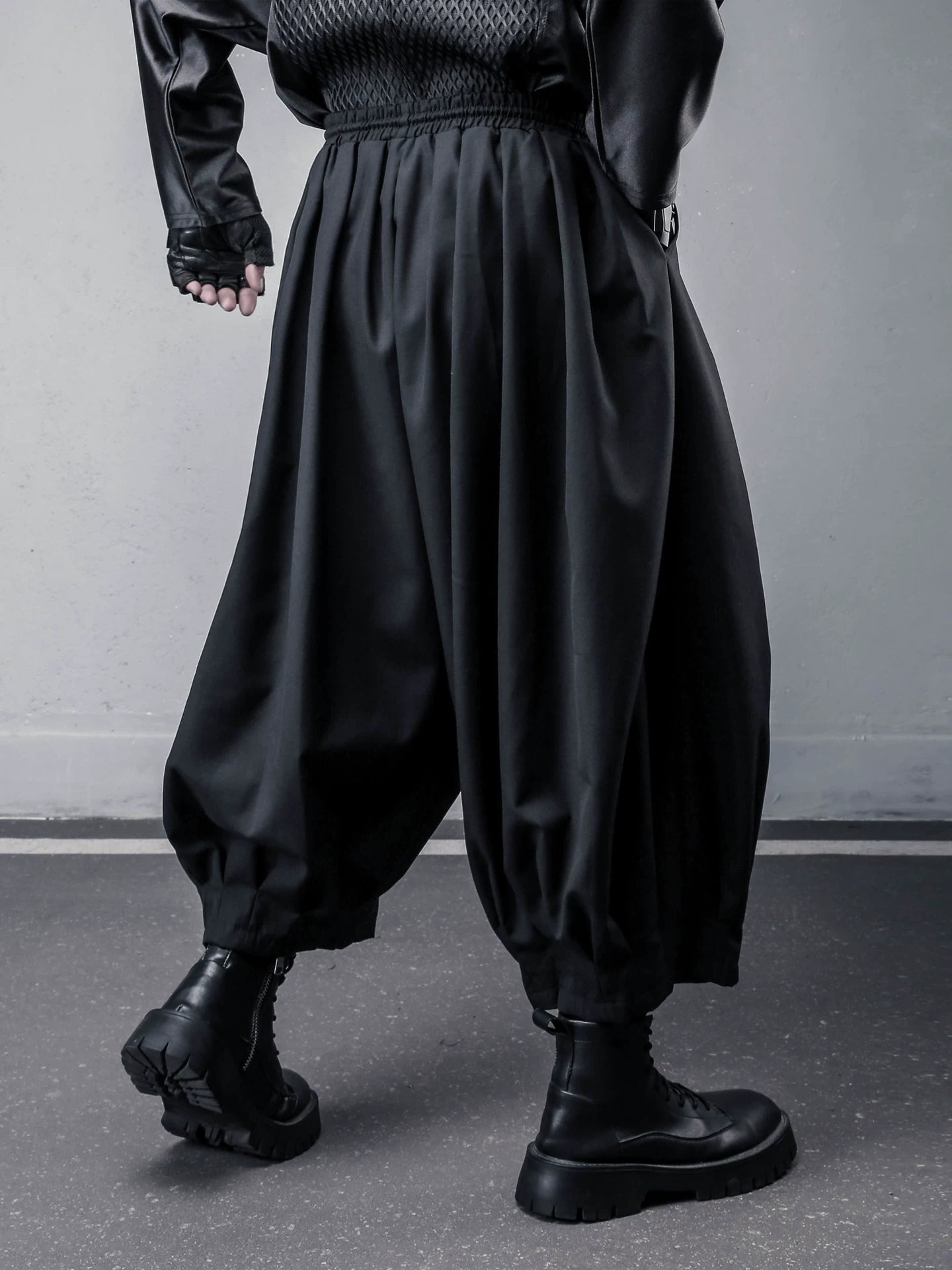 Draped Irregular Cropped Wide Leg Pants WN22572